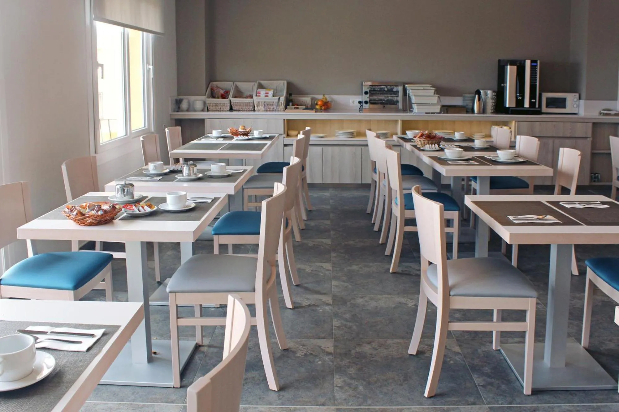 Breakfast in Rocatel