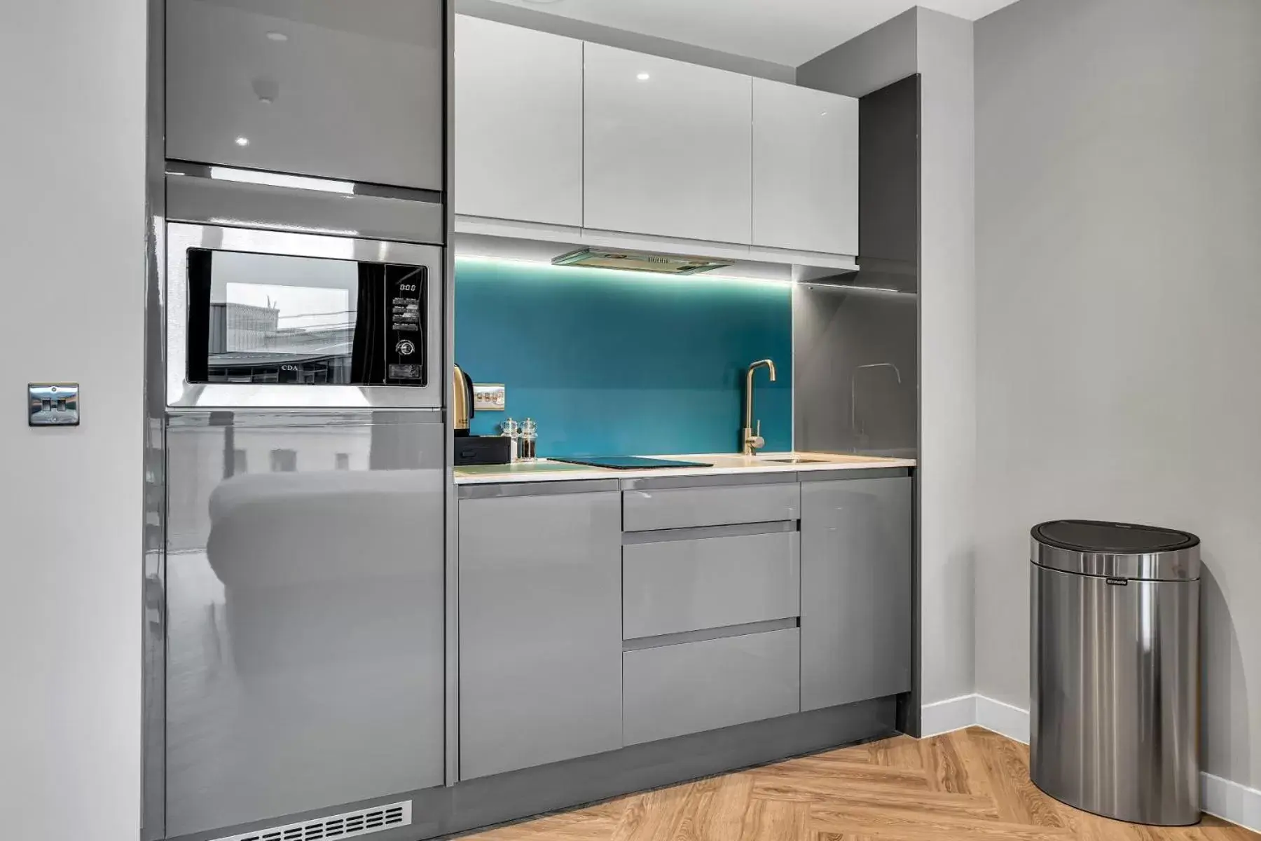 Kitchen or kitchenette, Kitchen/Kitchenette in Roomzzz Edinburgh