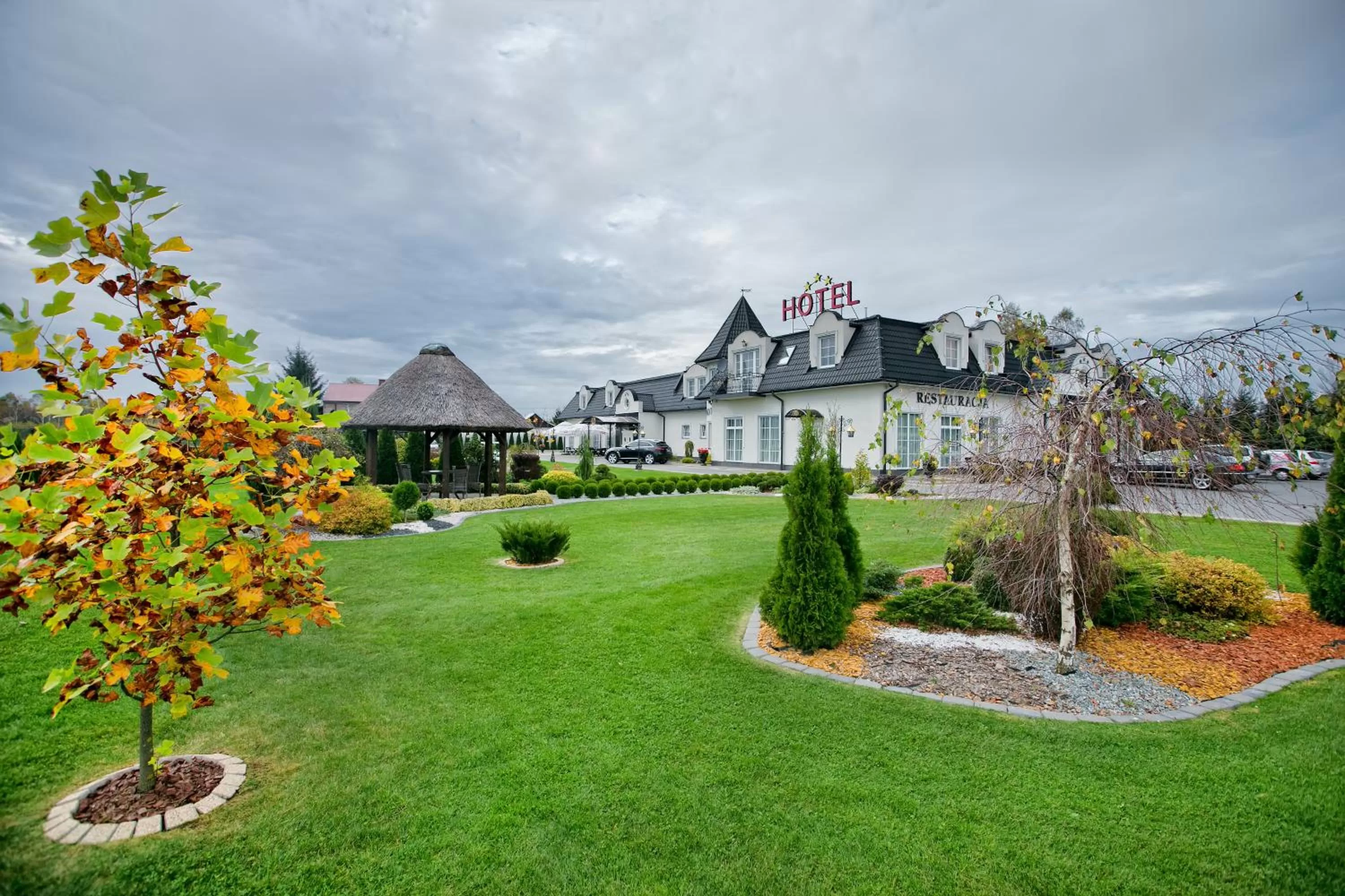 Garden, Property Building in Hotel Campari
