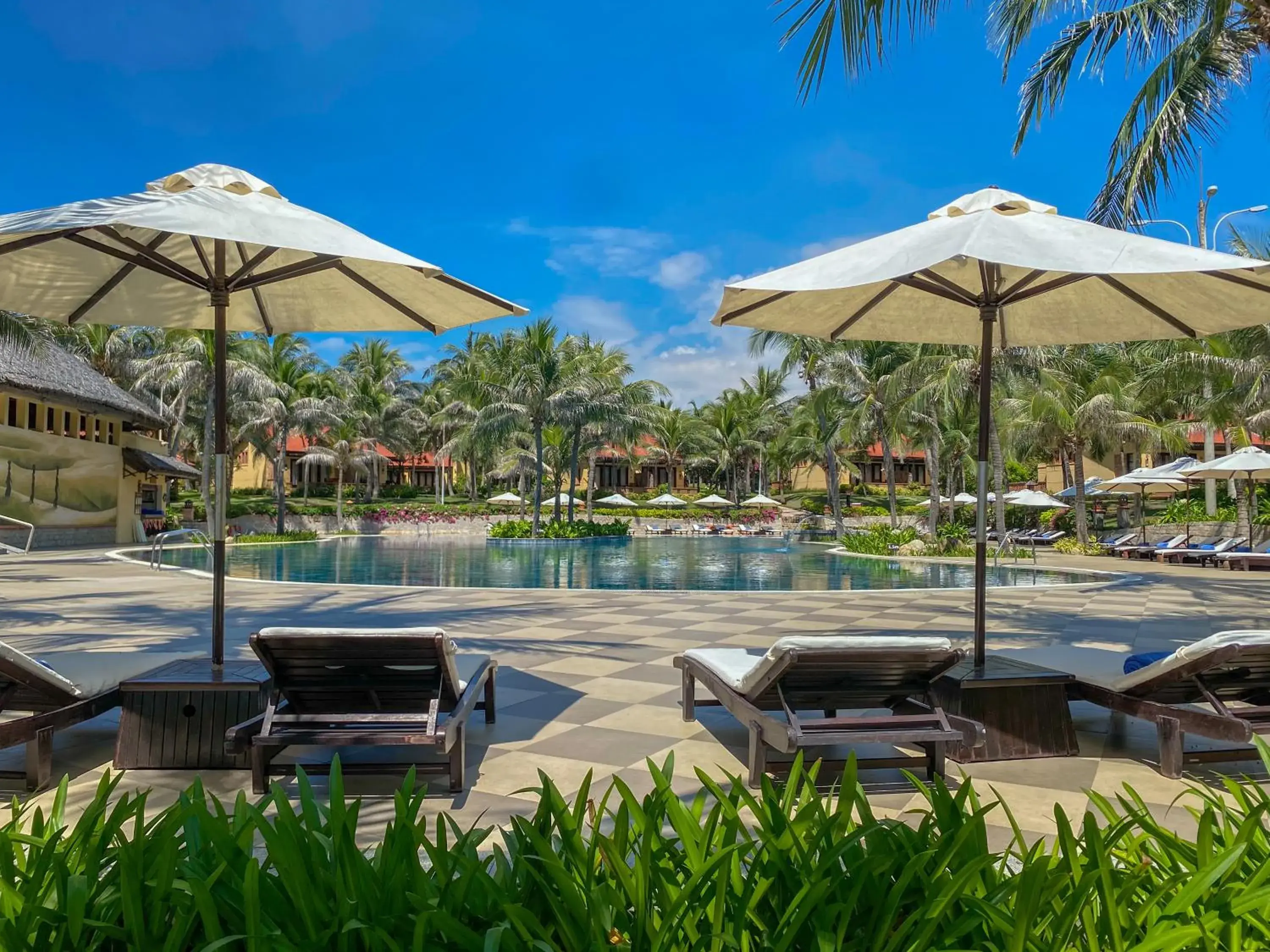 Swimming Pool in Pandanus Resort