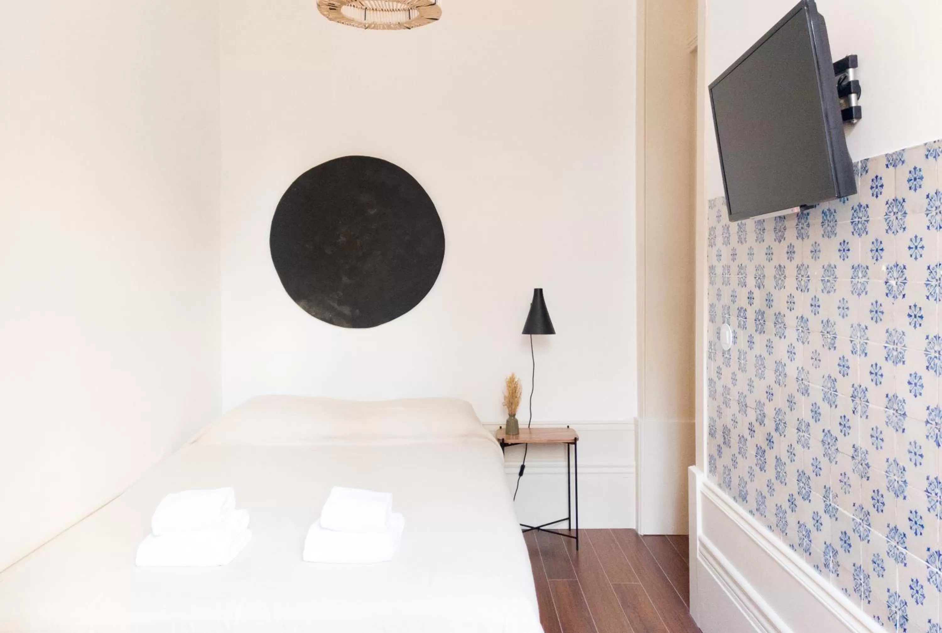 Bed in Alameda Suites @ Porto River