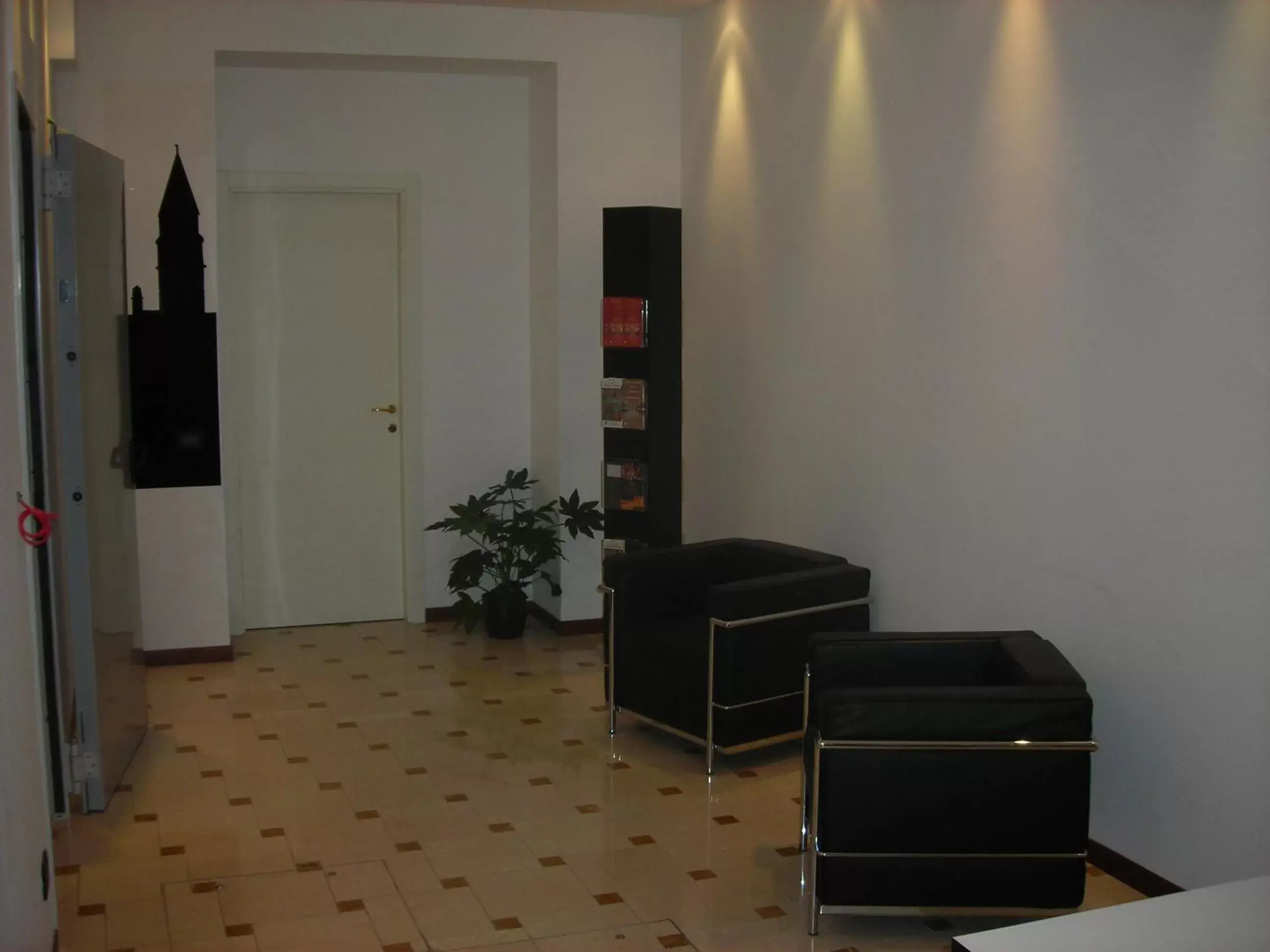 Lobby or reception, TV/Entertainment Center in Hotel Agli Artisti