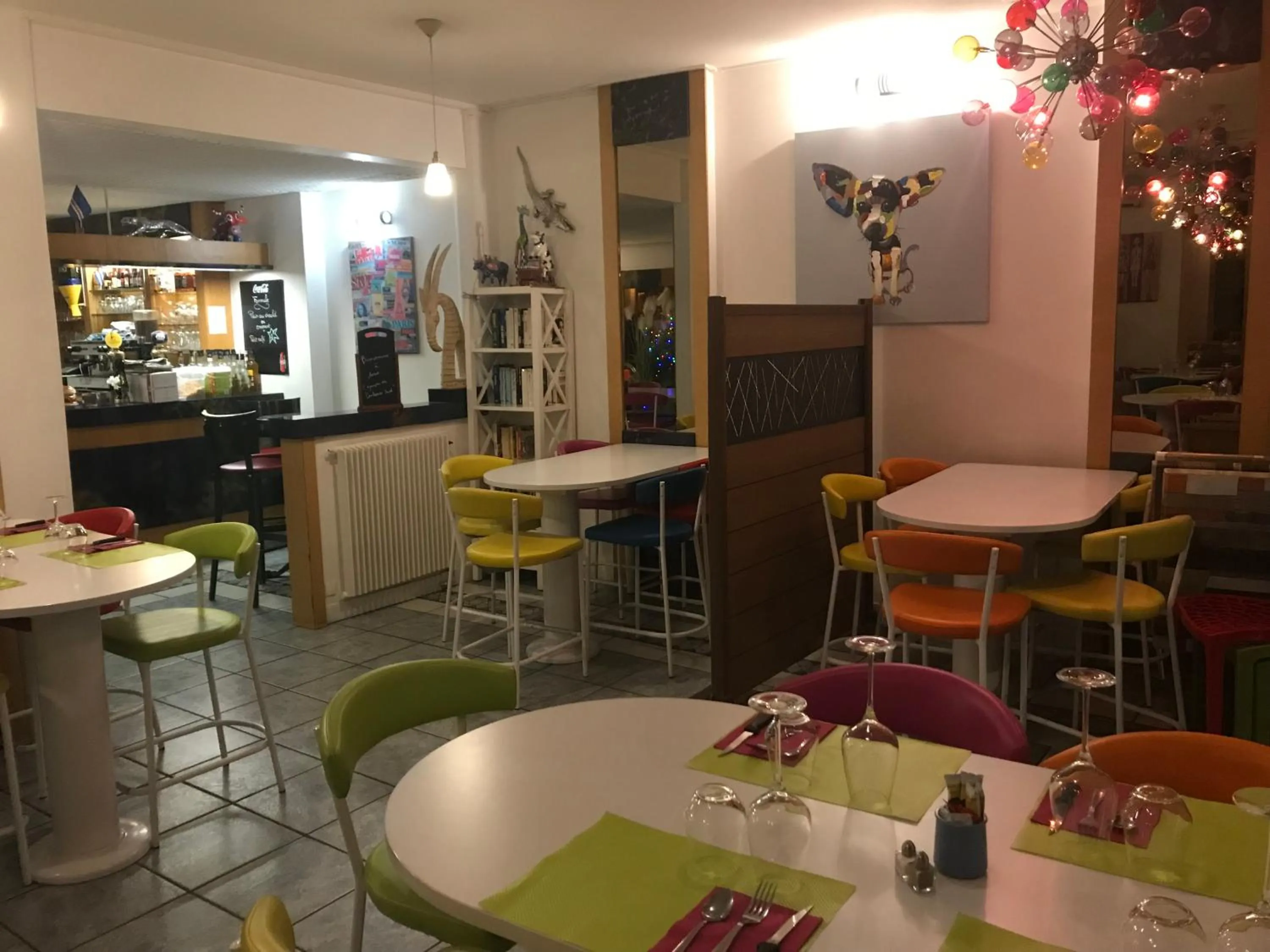 Hotel Couleurs Sud Centre-ville Gare Charleville-Mézières