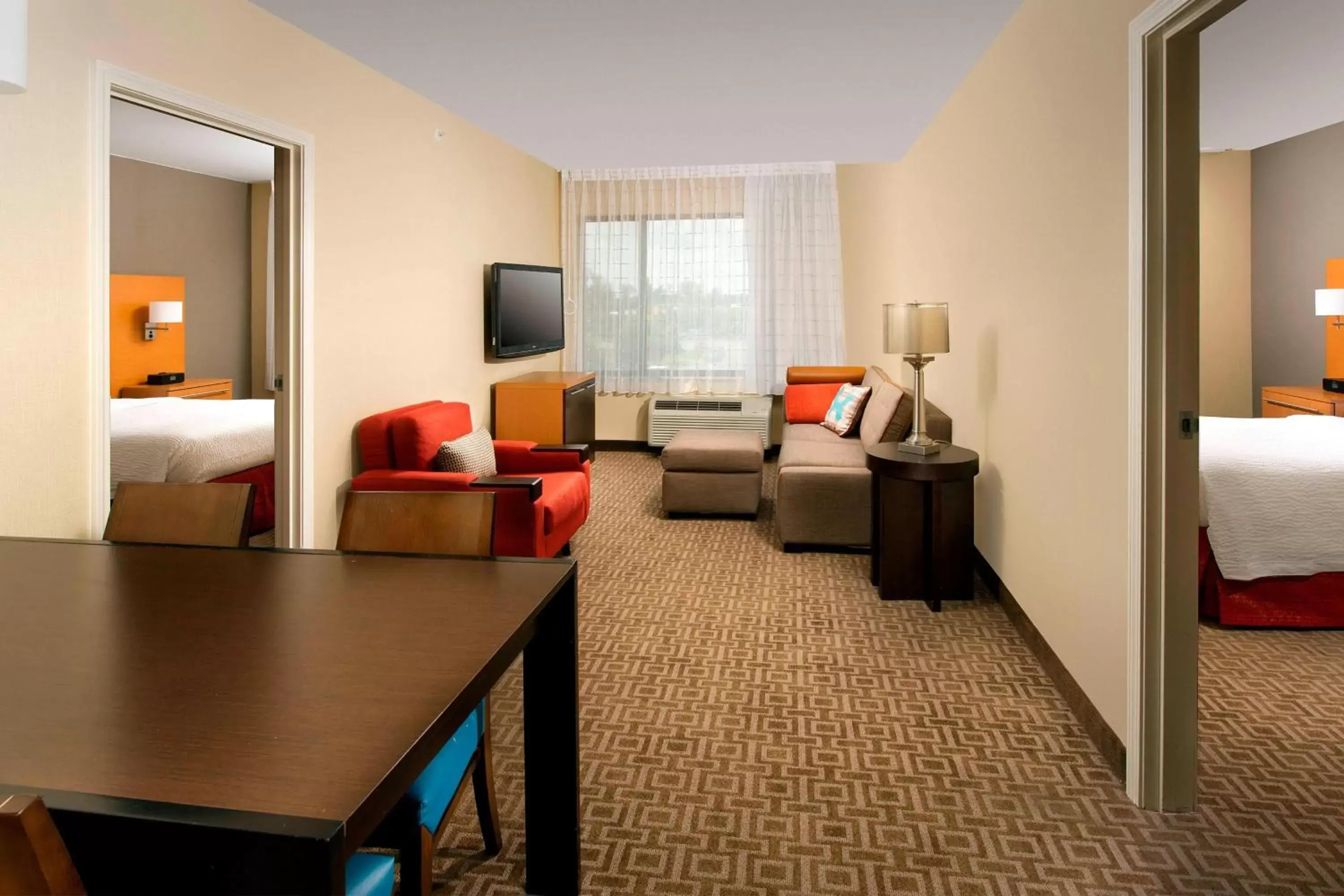 Bedroom, Seating Area in TownePlace Suites by Marriott Lexington Park Patuxent River Naval Air Station