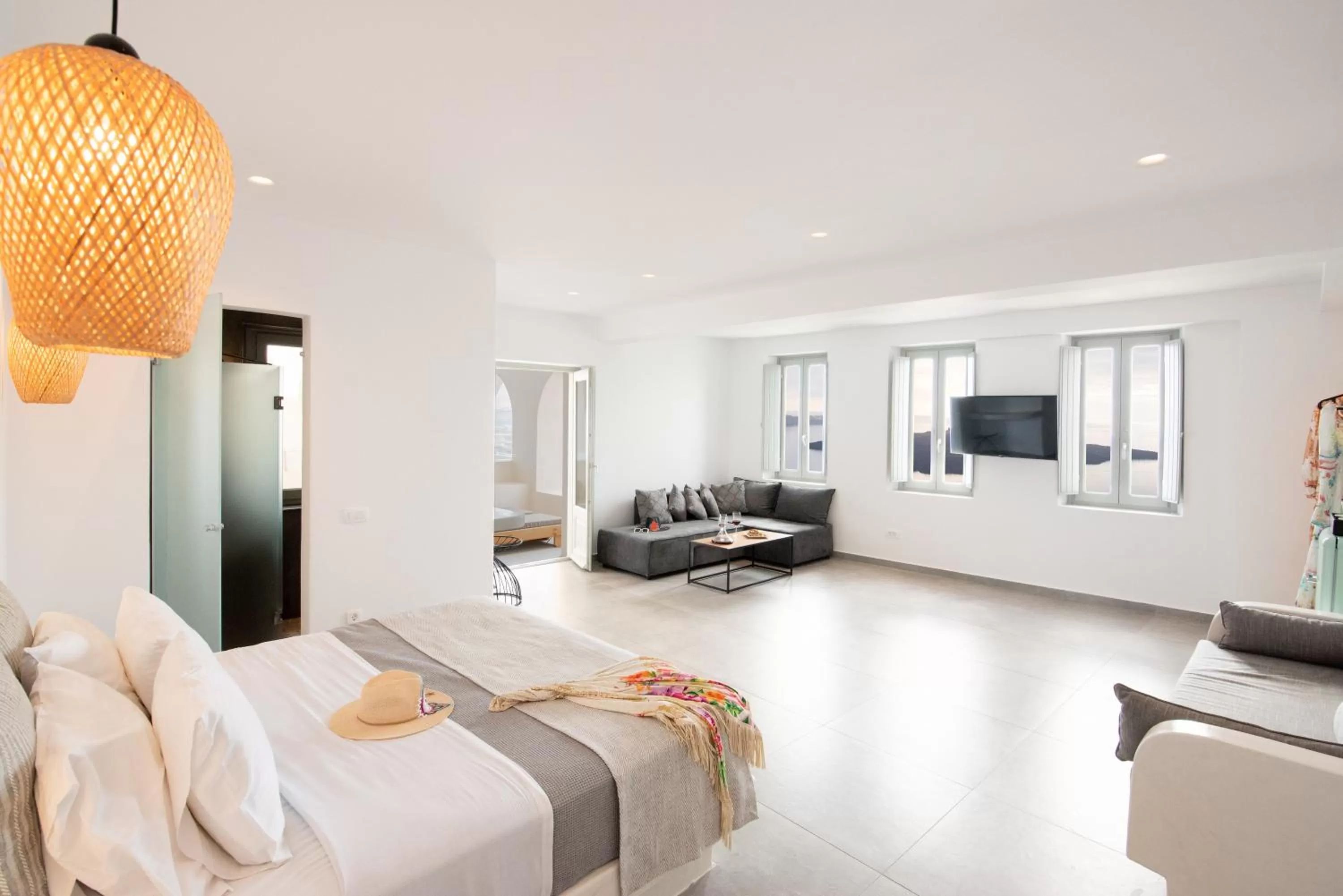 Bed in Caldera Cliff Illusion