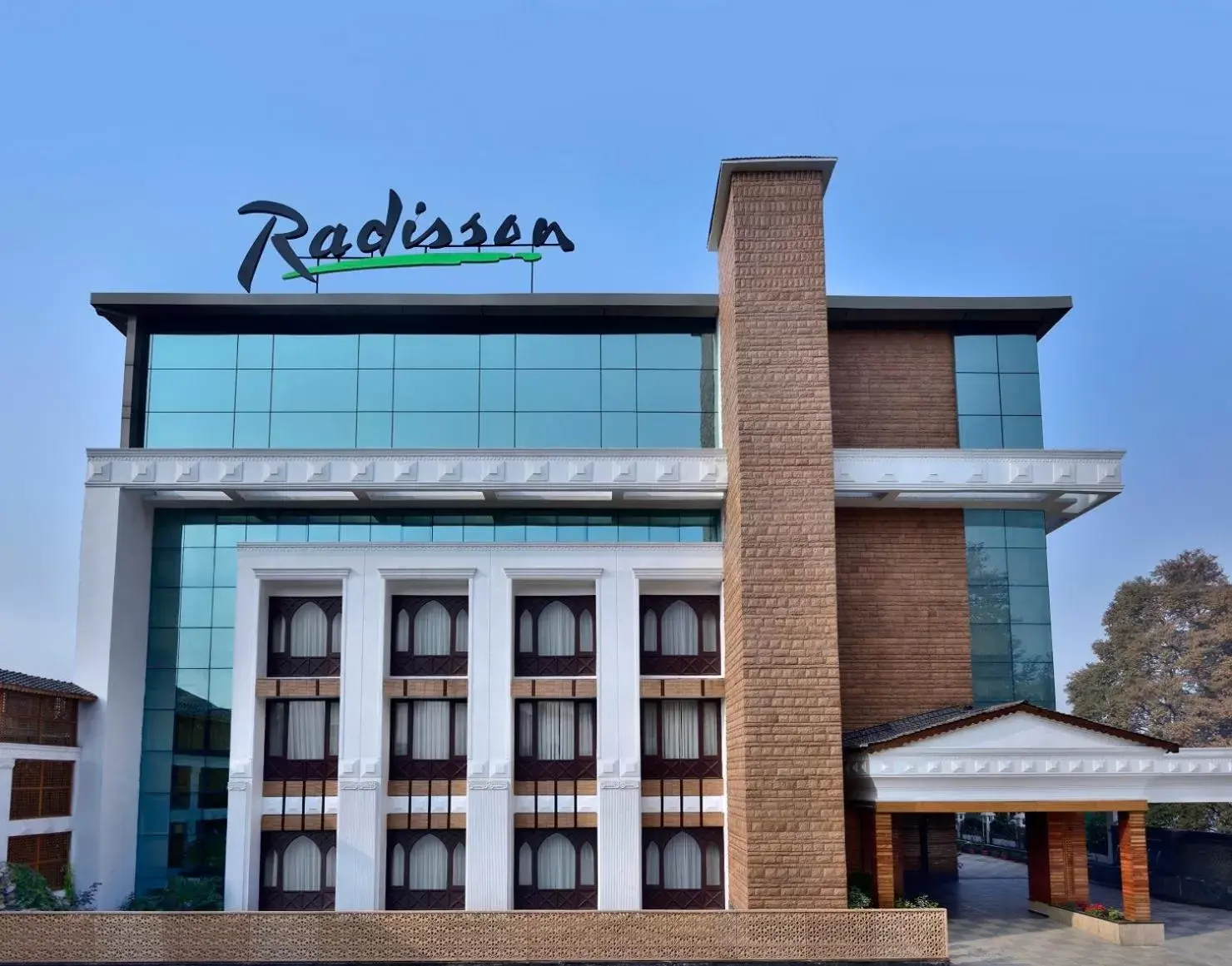 Facade/entrance, Property Building in Radisson Srinagar