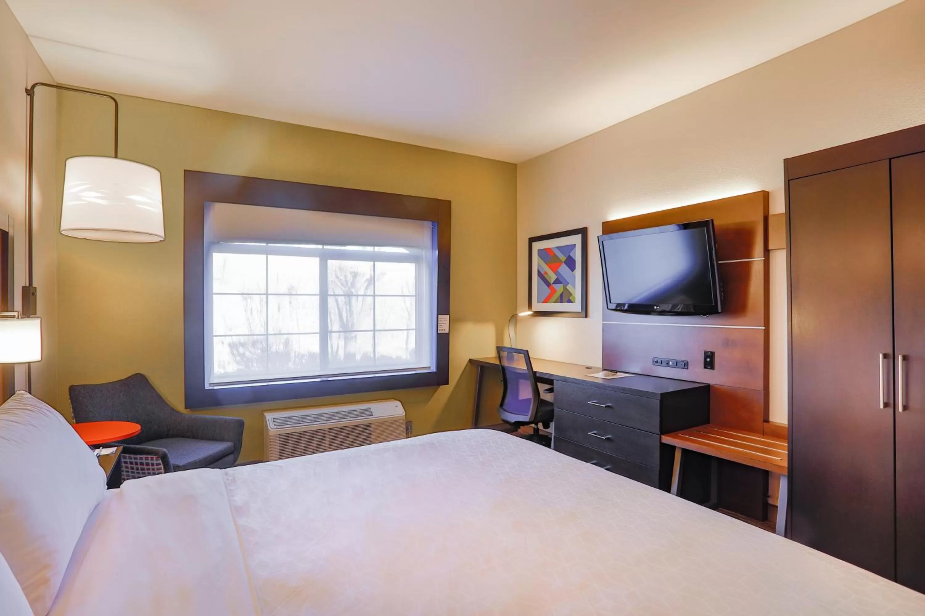 Bed in Holiday Inn Express Prescott by IHG