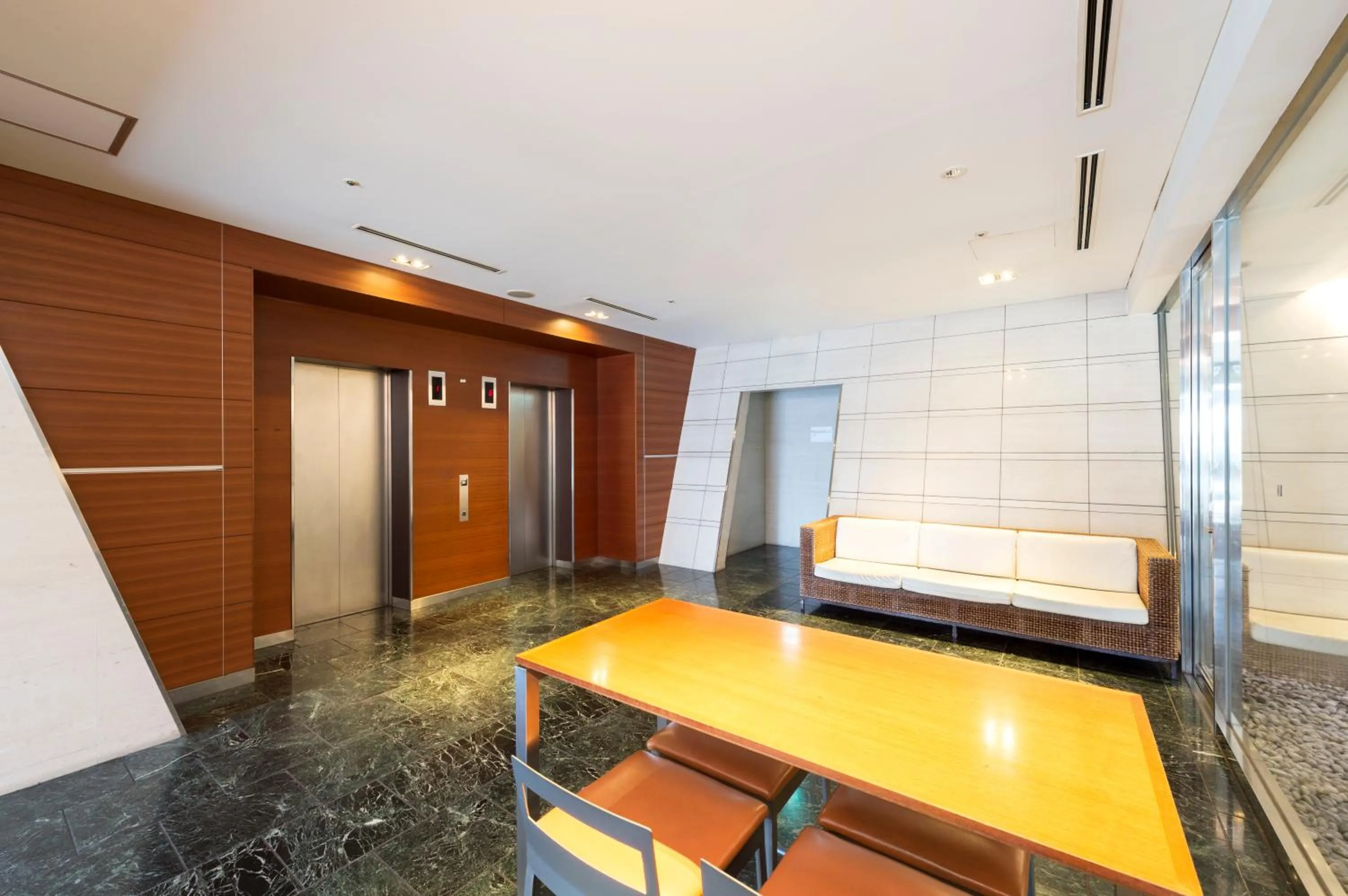 Lobby or reception in Hotel Villa Fontaine Tokyo-Ueno Okachimachi