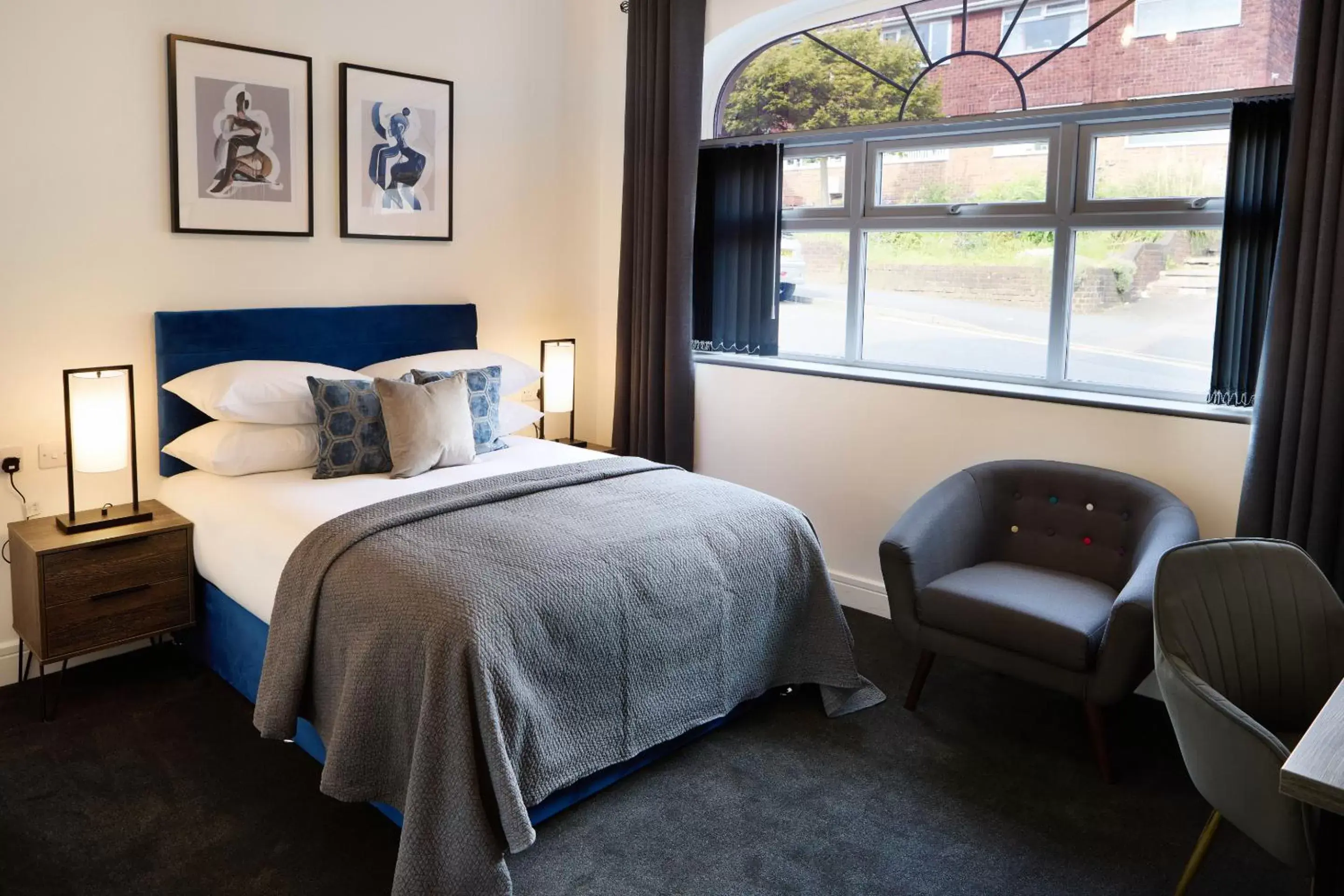 Bedroom, Bed in The Woden Boutique Hotel Walsall M6 J9