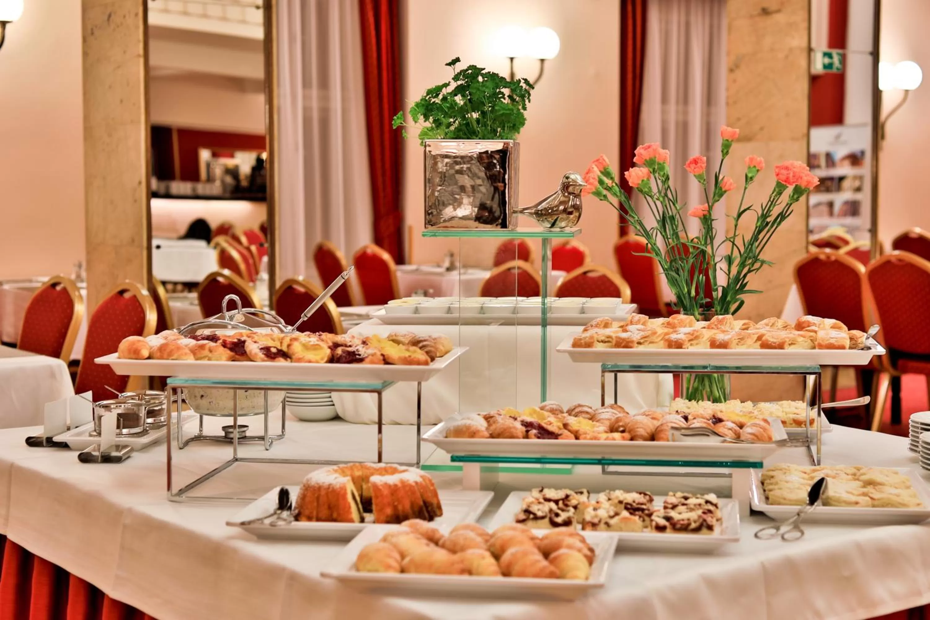 Buffet breakfast in Belvedere