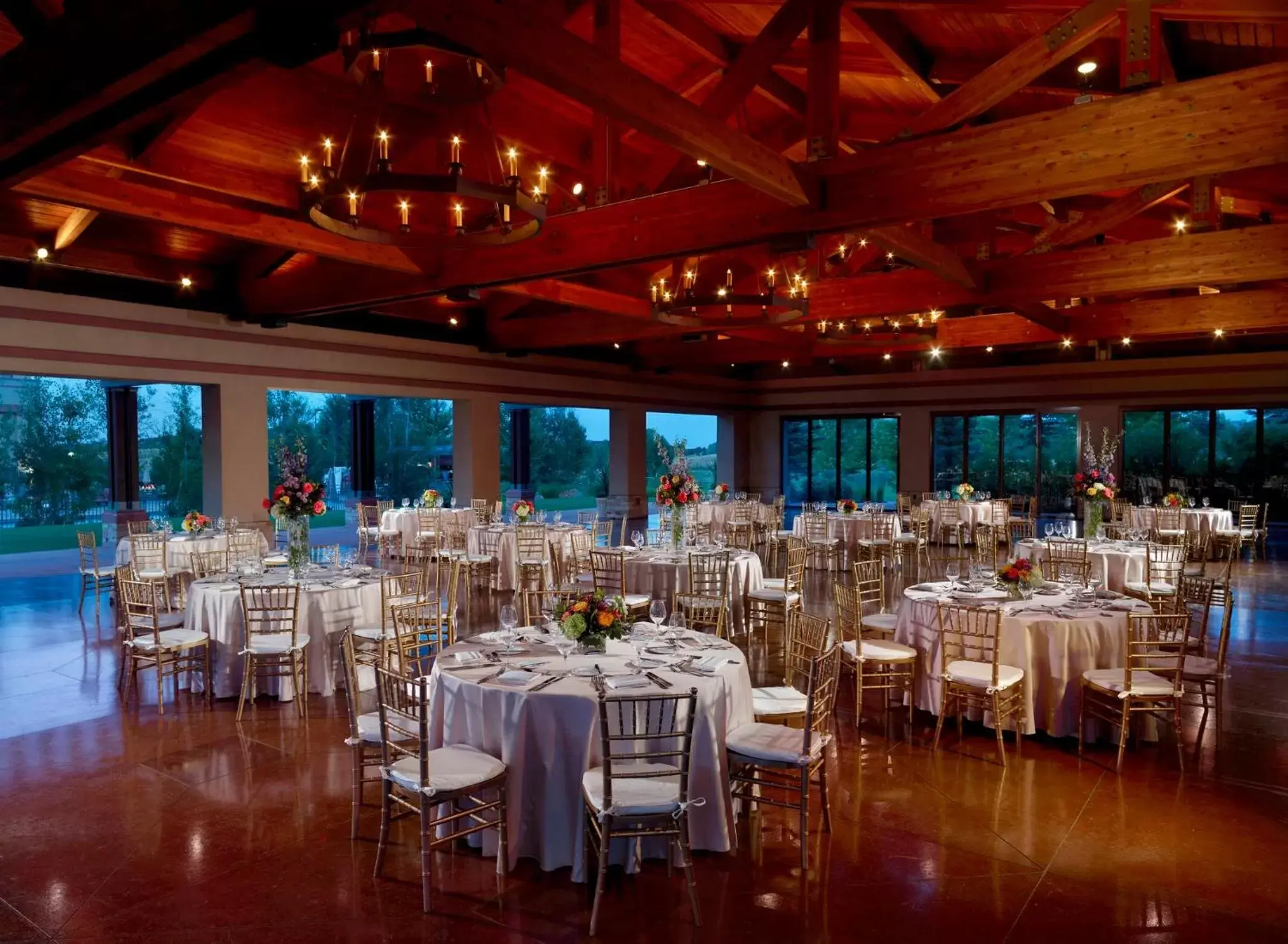 Banquet/Function facilities, Restaurant/Places to Eat in Omni Interlocken Hotel