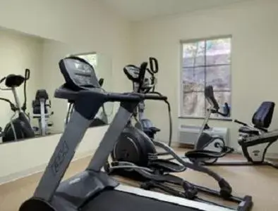 Fitness centre/facilities in Baymont by Wyndham Henderson Fitness centre/facilities in Baymont by Wyndham Henderson