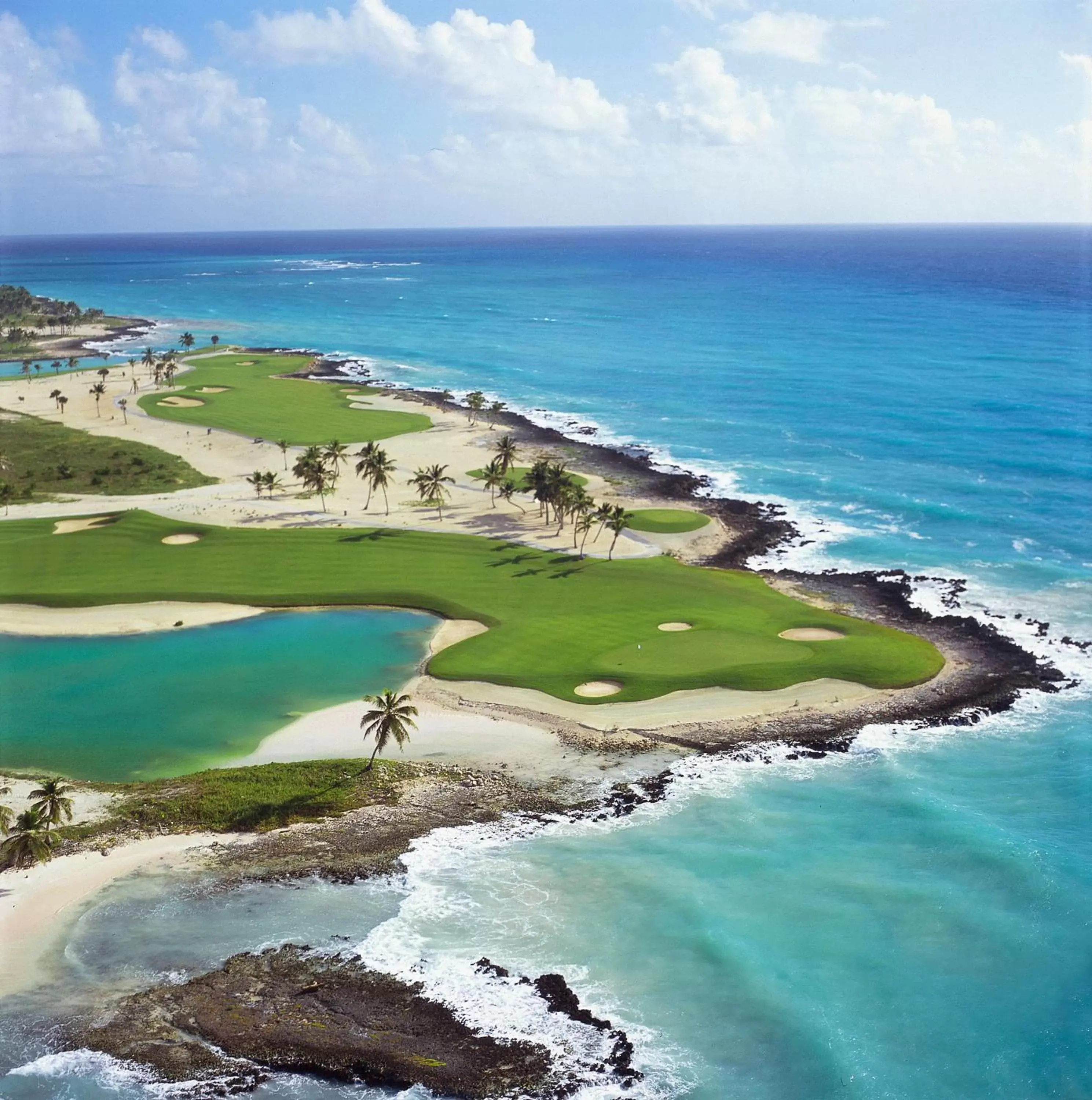 Golfcourse, Bird's-eye View in Fishing Lodge Cap Cana