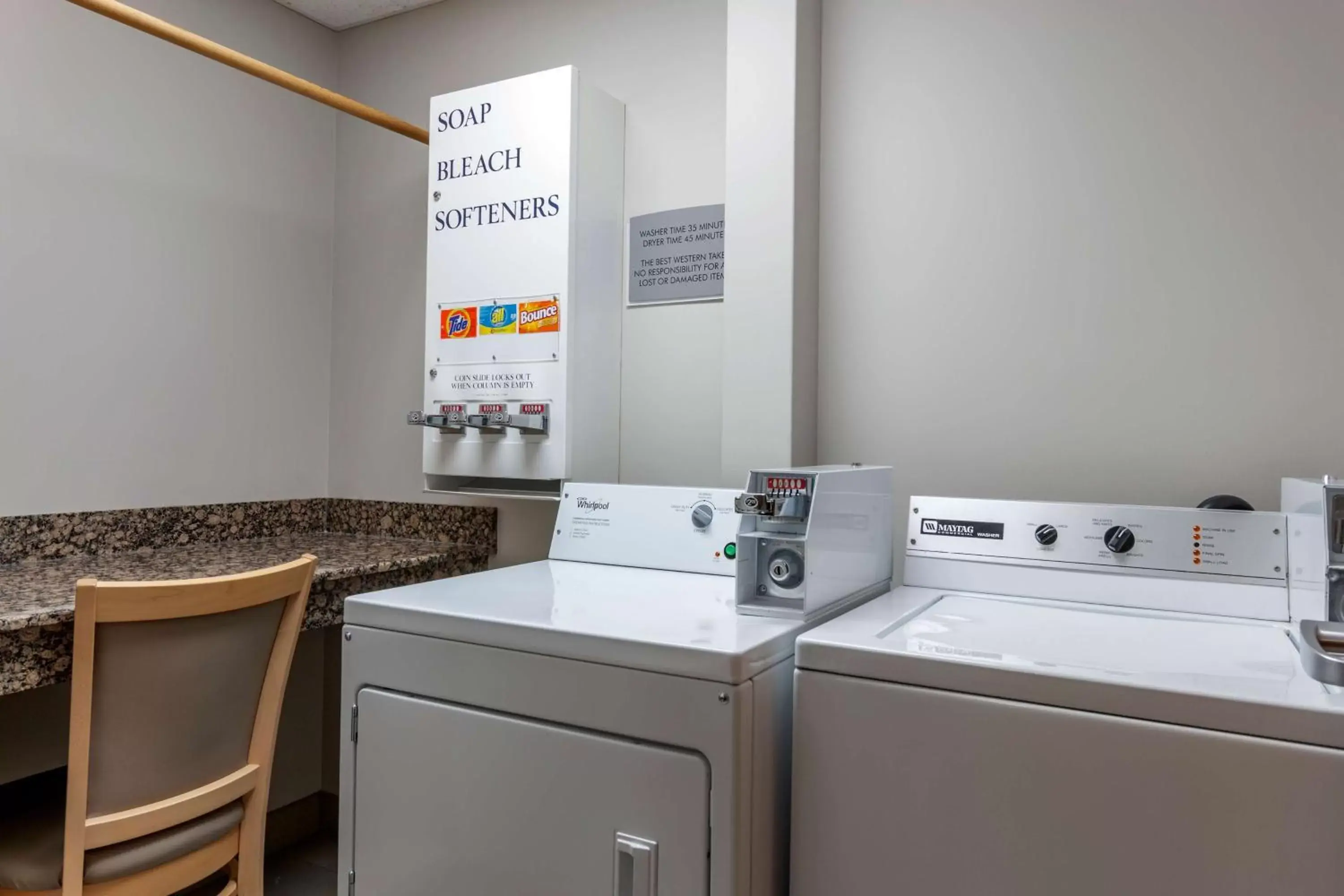 Property building in Best Western Plus Pembina Inn & Suites Property building in Best Western Plus Pembina Inn & Suites