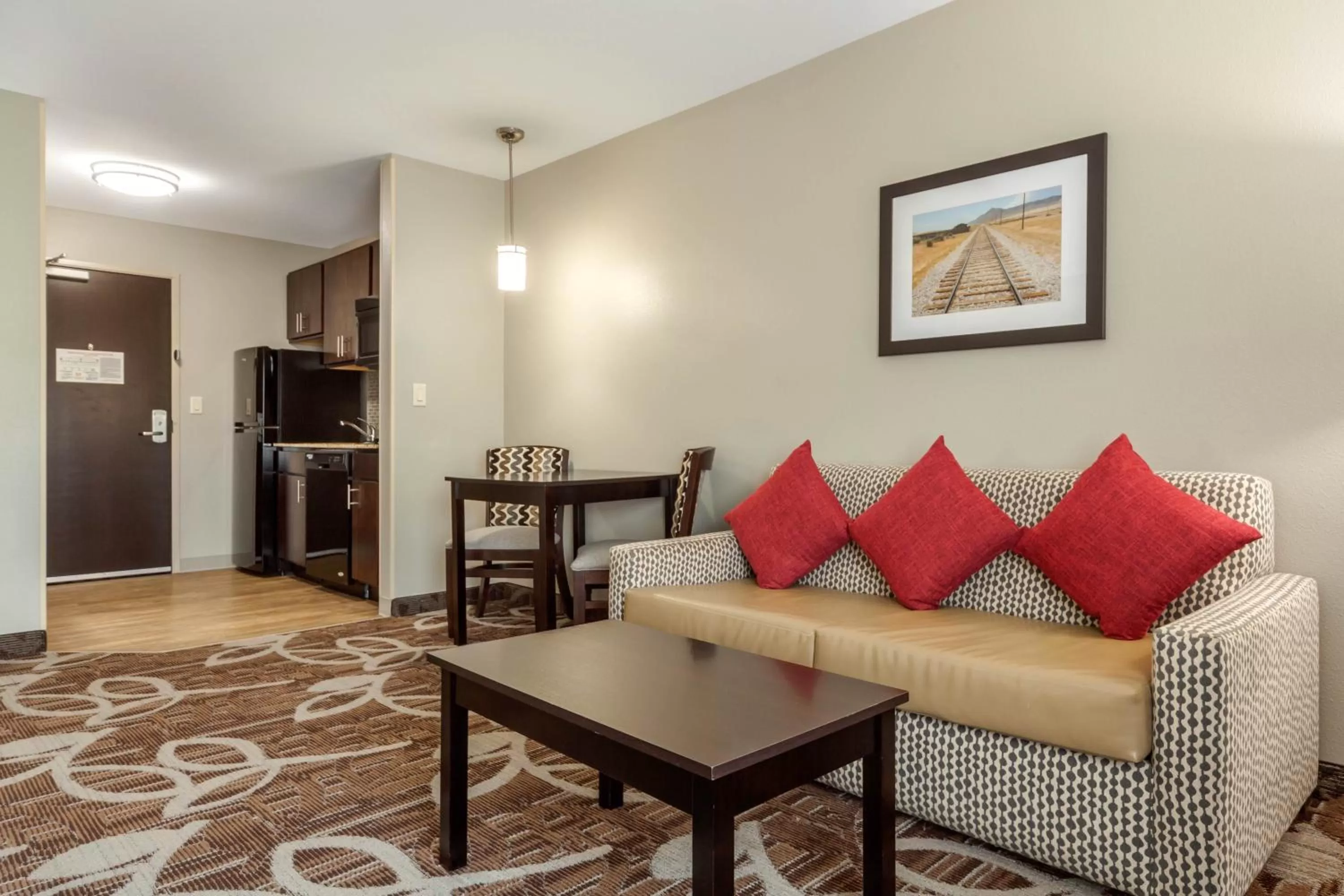 Living room in MainStay Suites Lincoln University Area