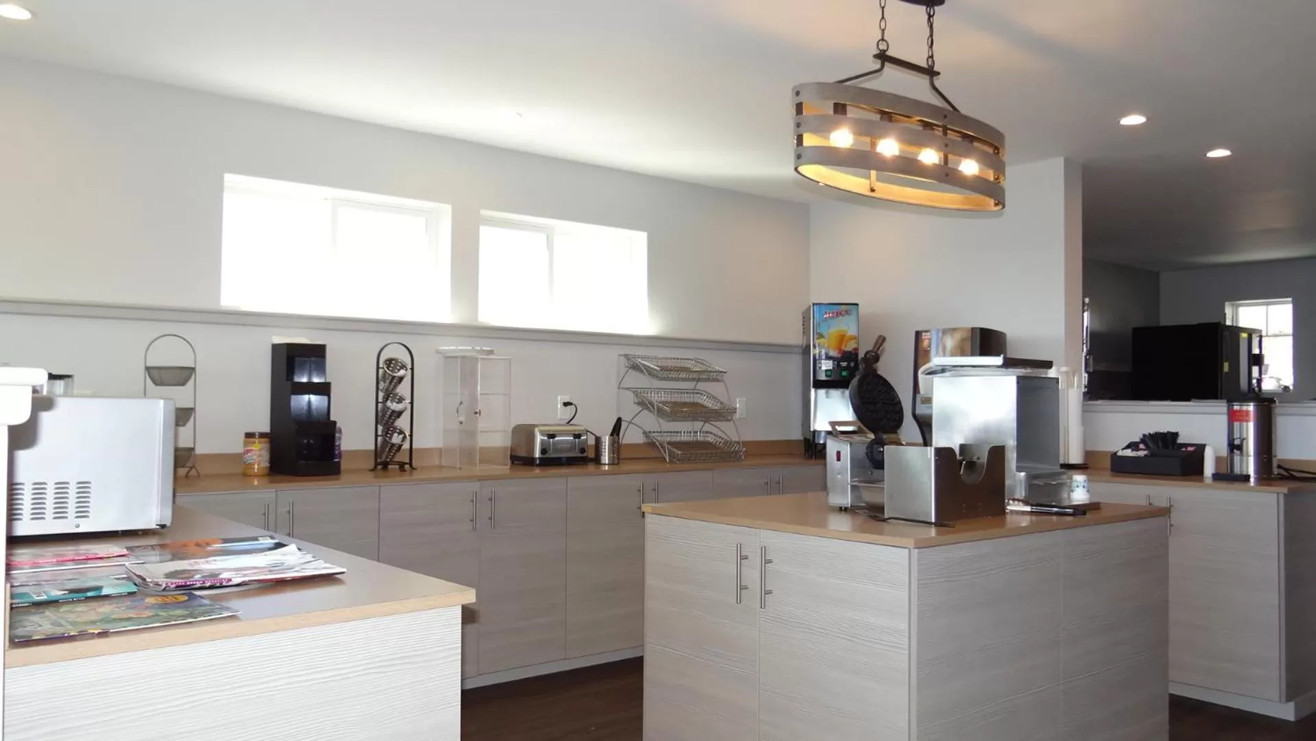 Breakfast, Kitchen/Kitchenette in Ledges By the Bay