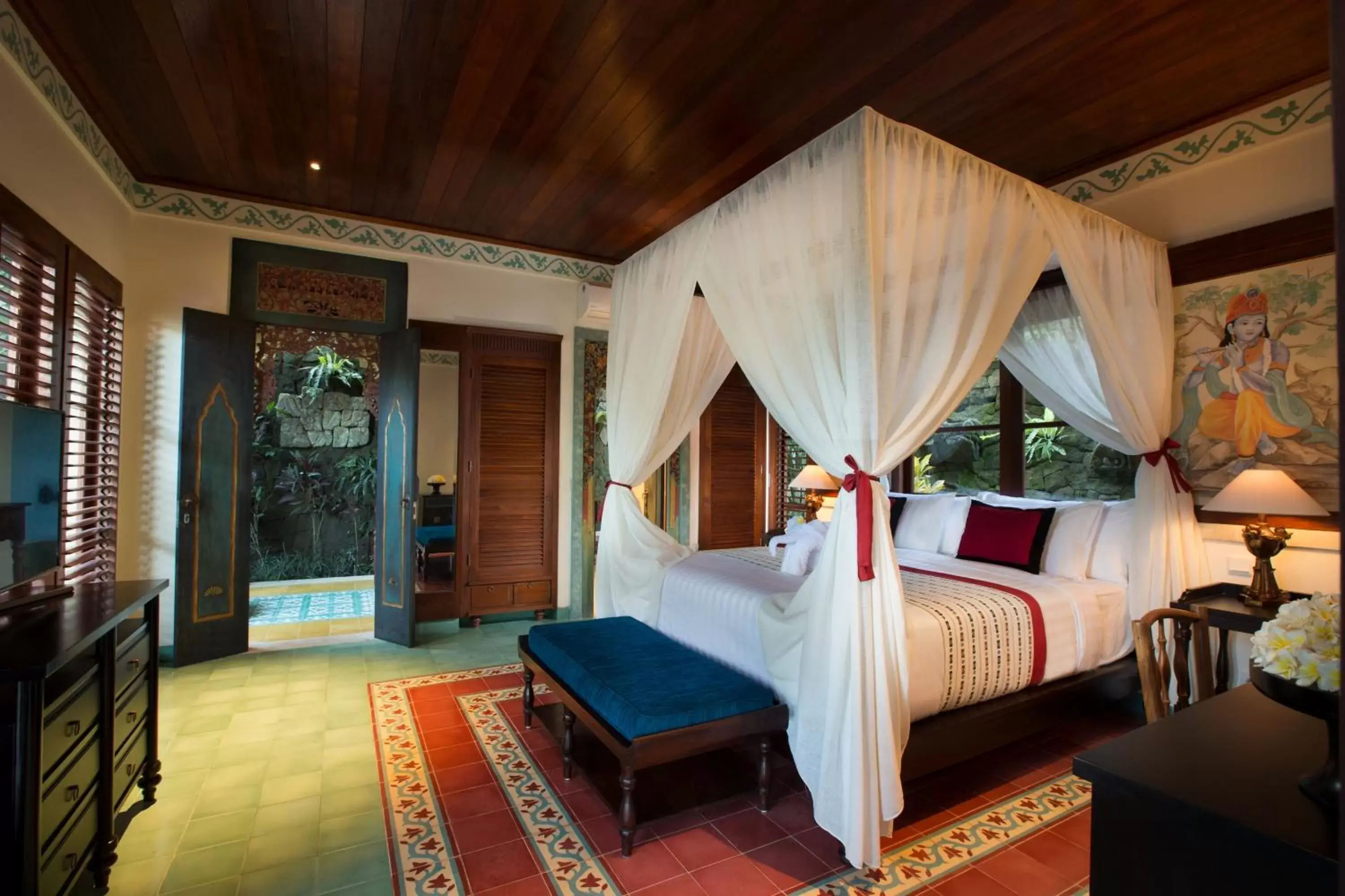 Bed in Dwaraka The Royal Villas