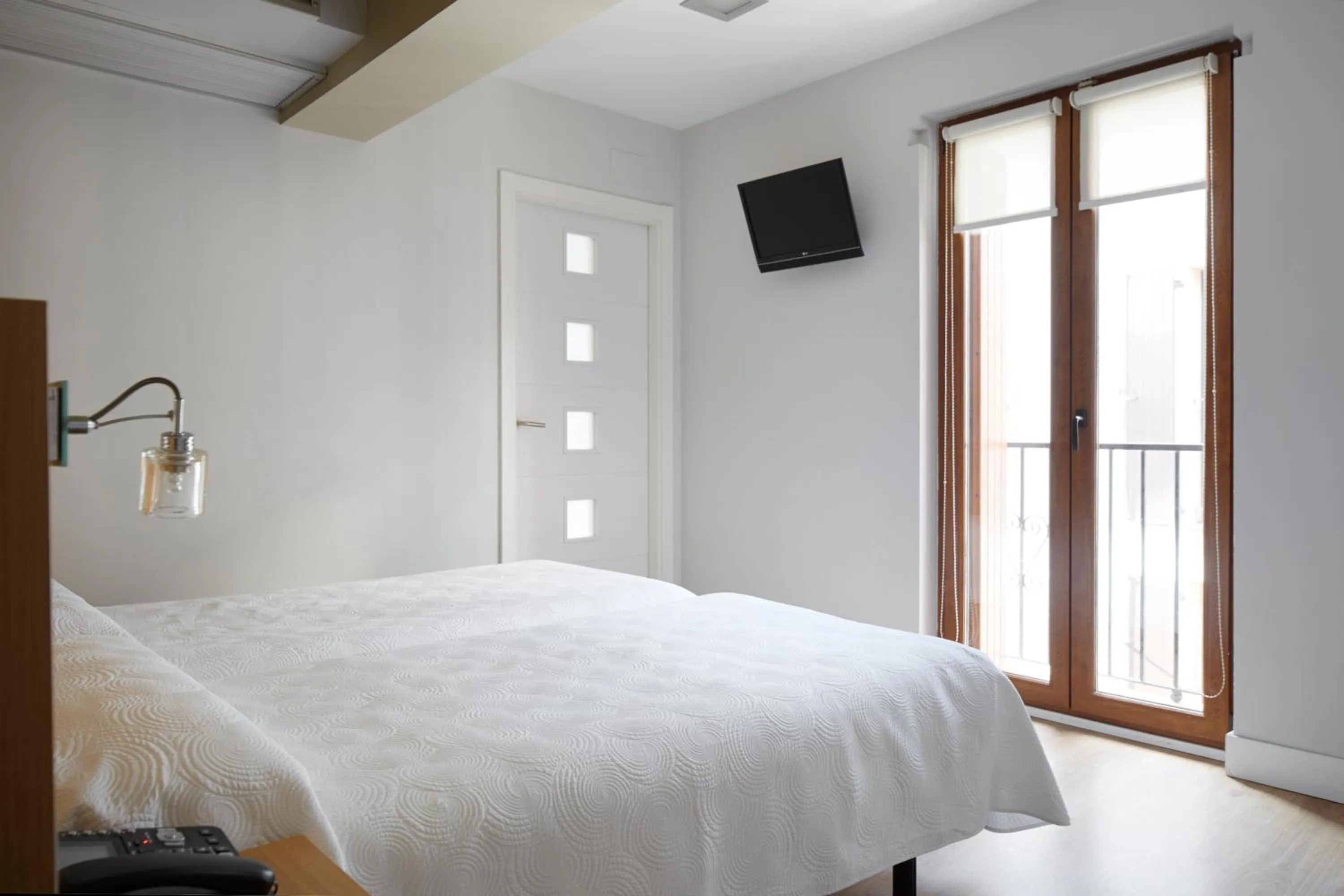 Photo of the whole room, Bed in Hotel Olatu