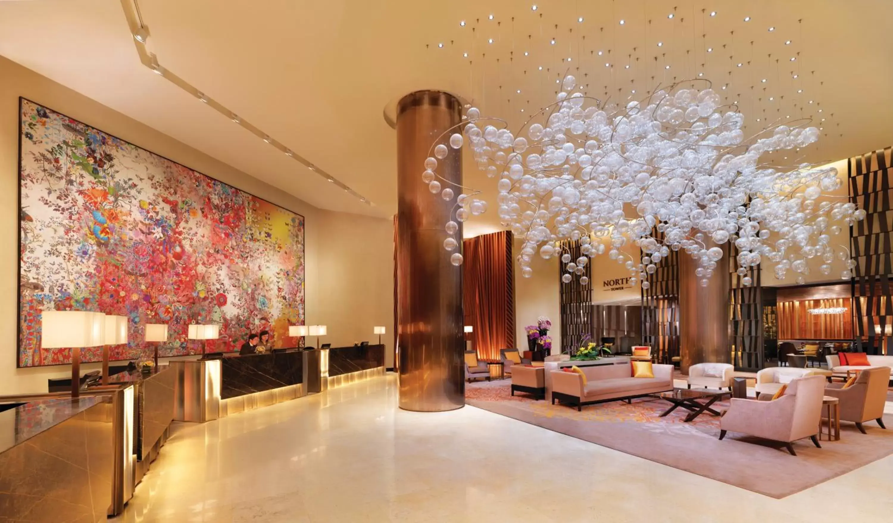 Lobby or reception in Fairmont Singapore