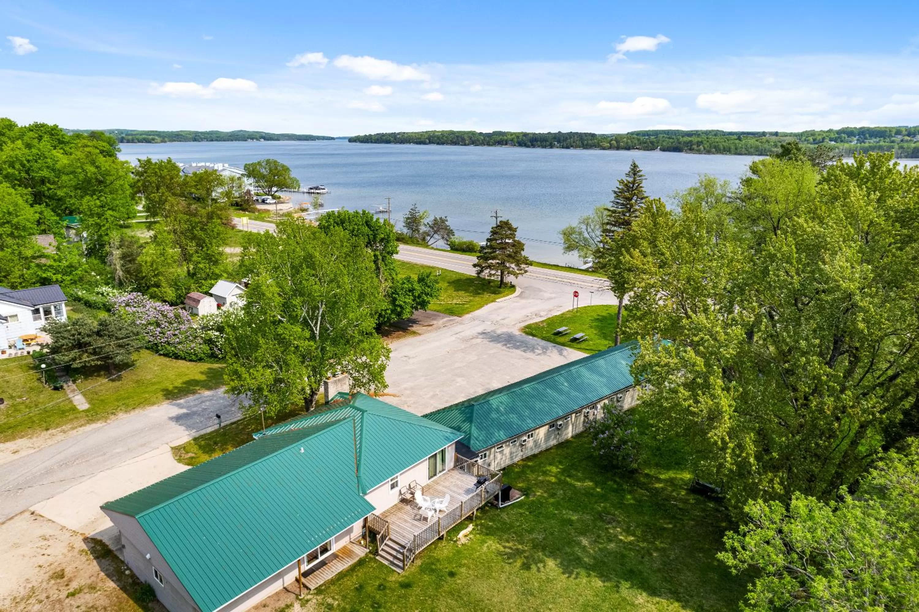 Bird's eye view, Pool View in South Arm Retreats