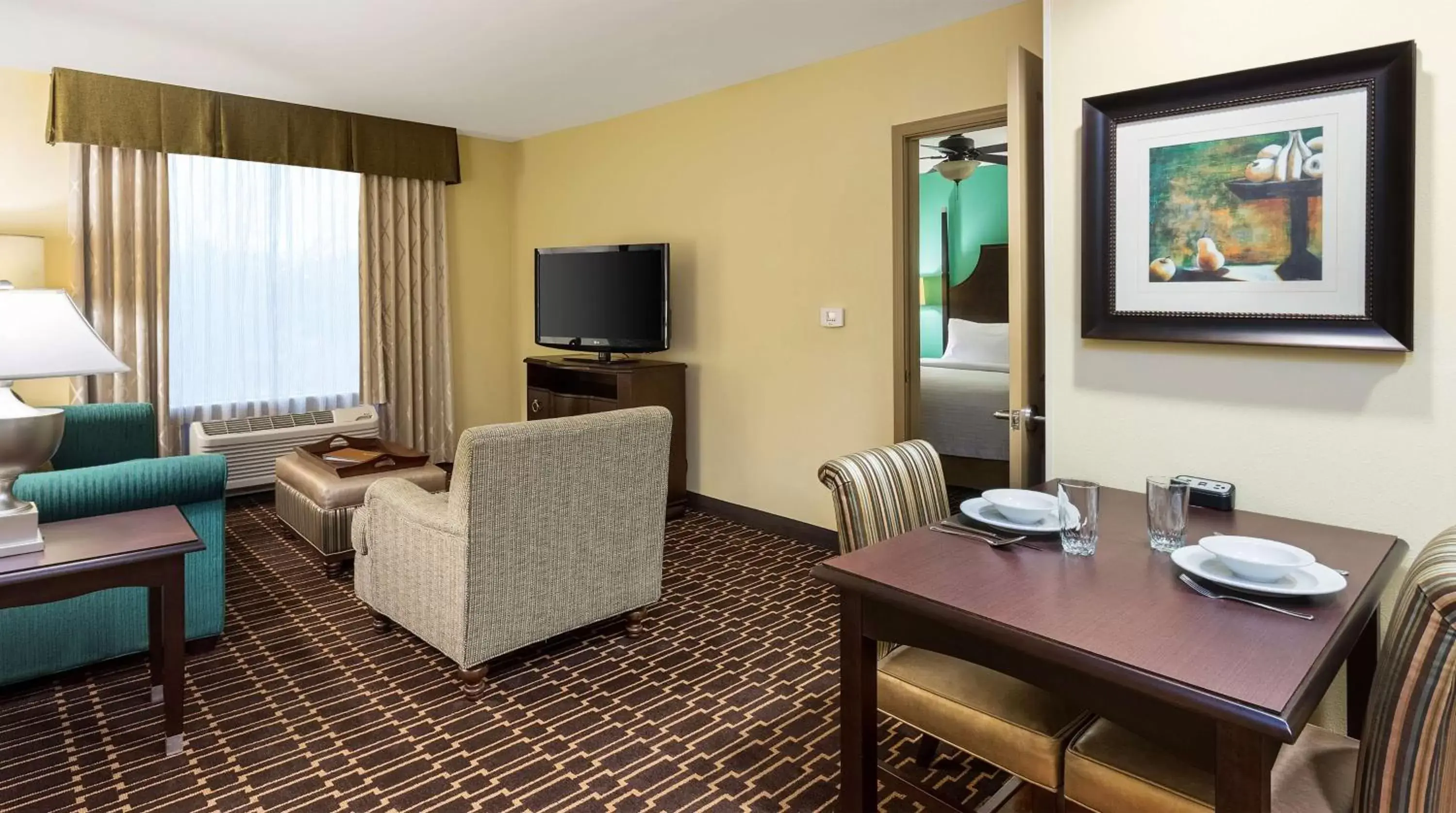 Living room, Seating Area in Homewood Suites by Hilton Shreveport Bossier City, LA