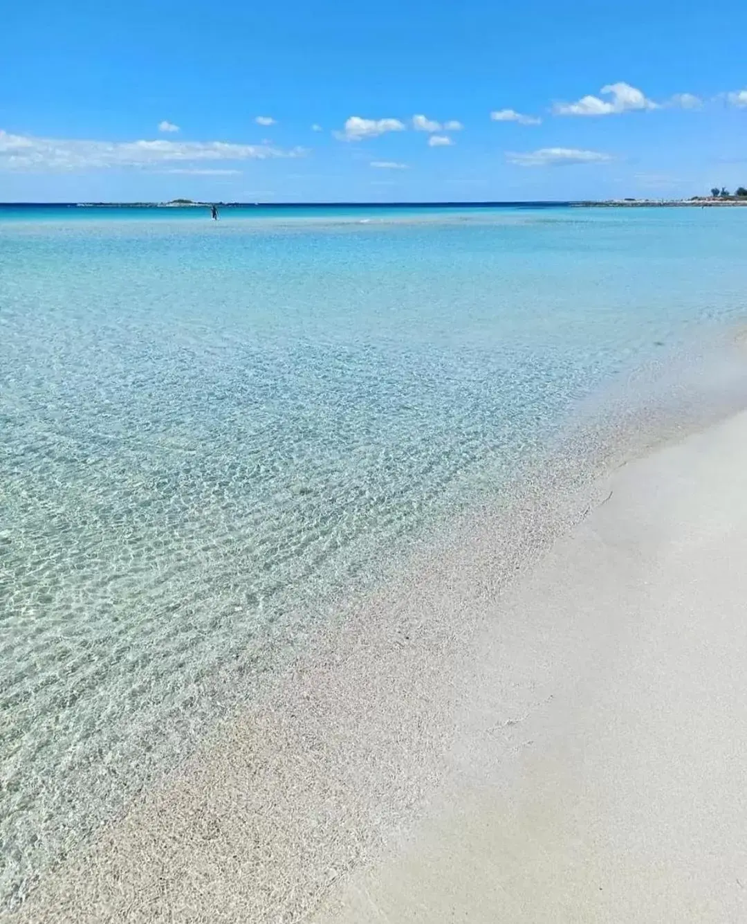 Beach in Divina Perla