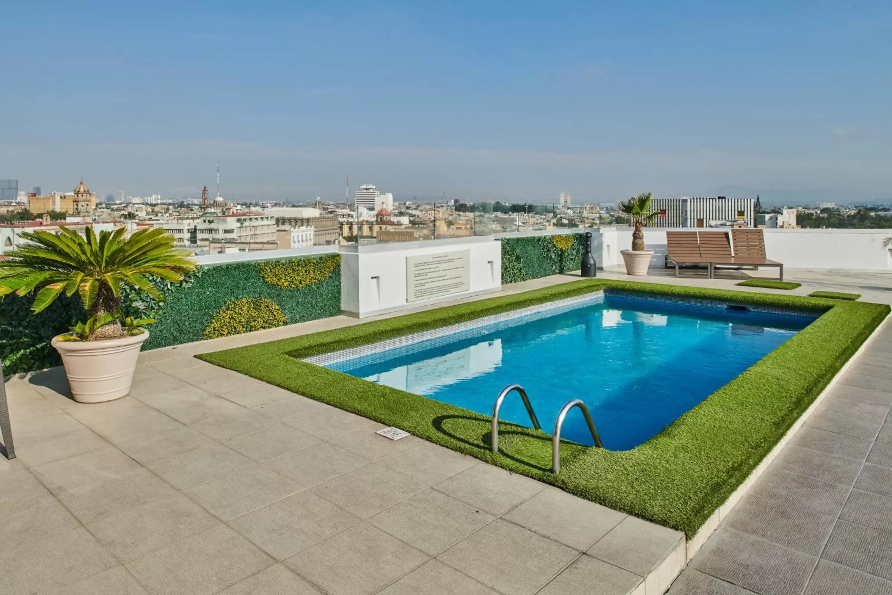 Swimming Pool in Best Western Plus Gran Hotel Centro Historico