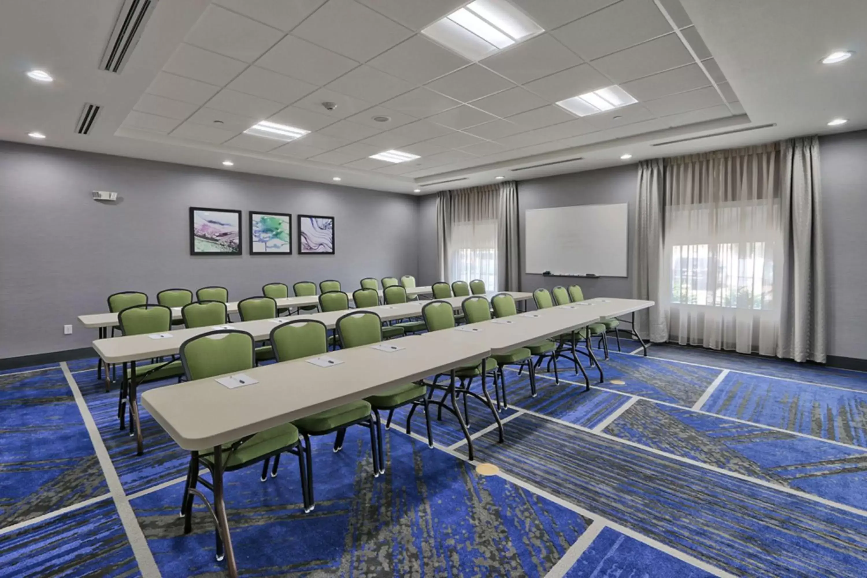 Meeting/conference room in Hampton Inn & Suites Guthrie, OK