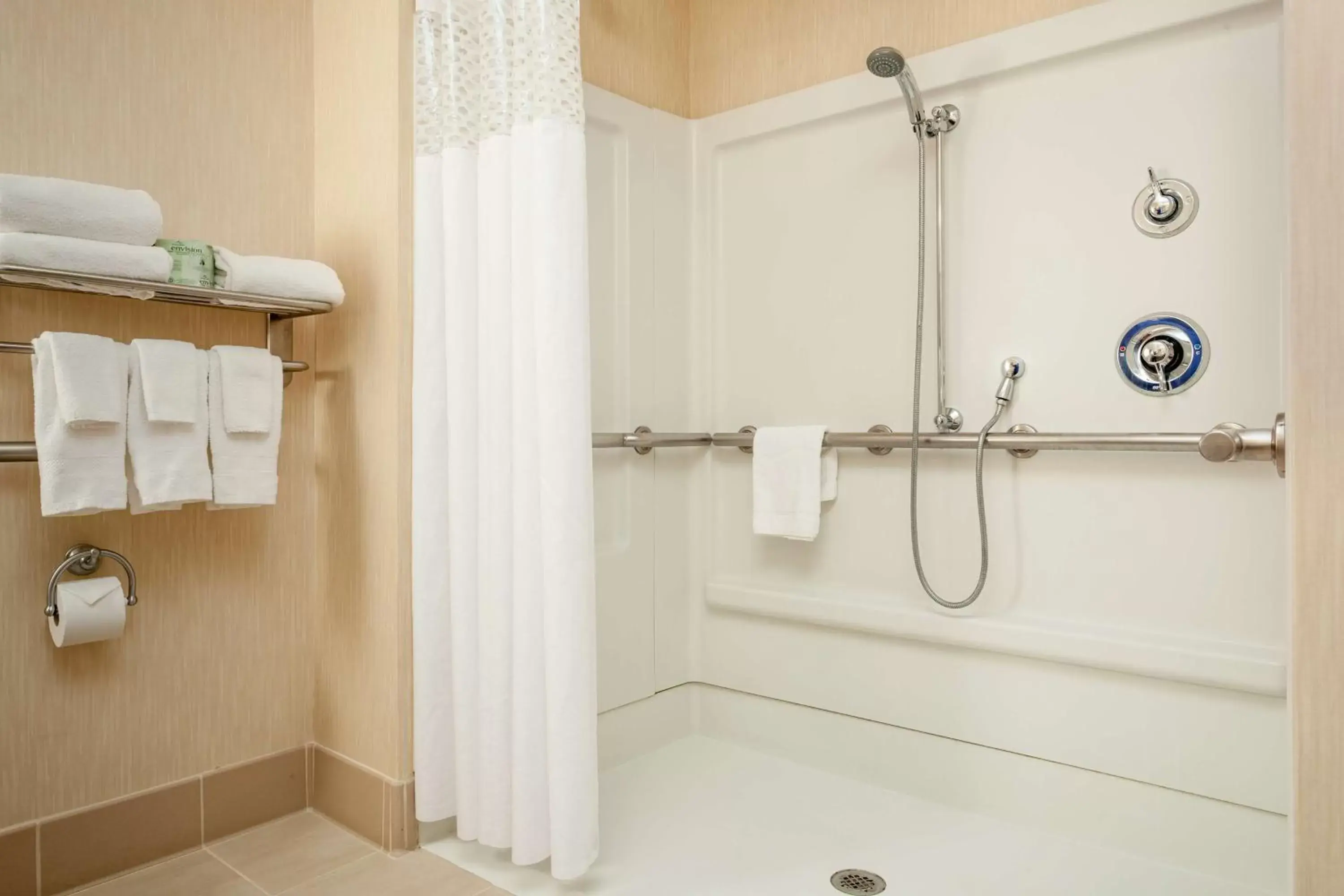 Bathroom in Hampton Inn & Suites Las Vegas-Red Rock/Summerlin