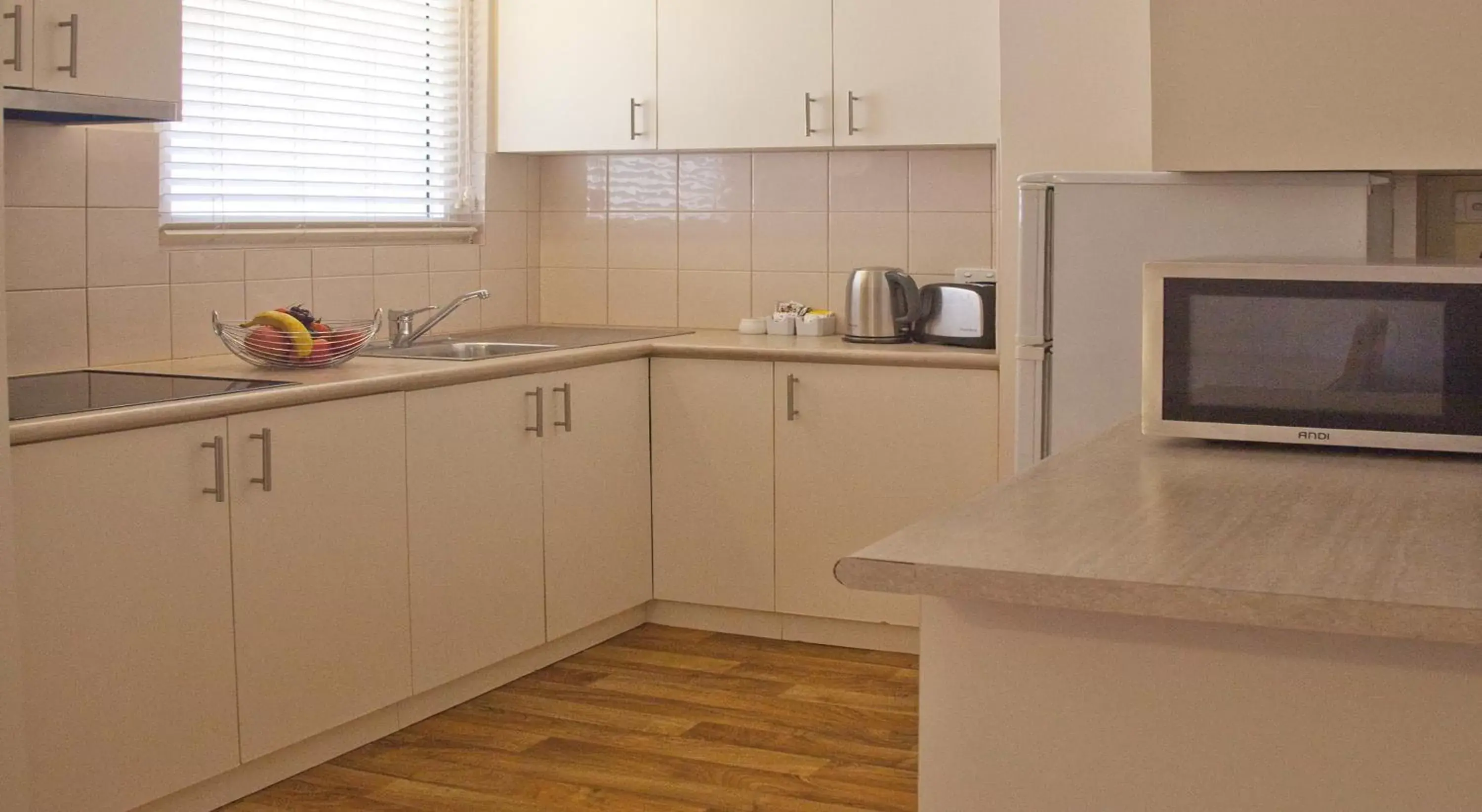 Kitchen or kitchenette, Kitchen/Kitchenette in The Peninsula Riverside Serviced Apartments