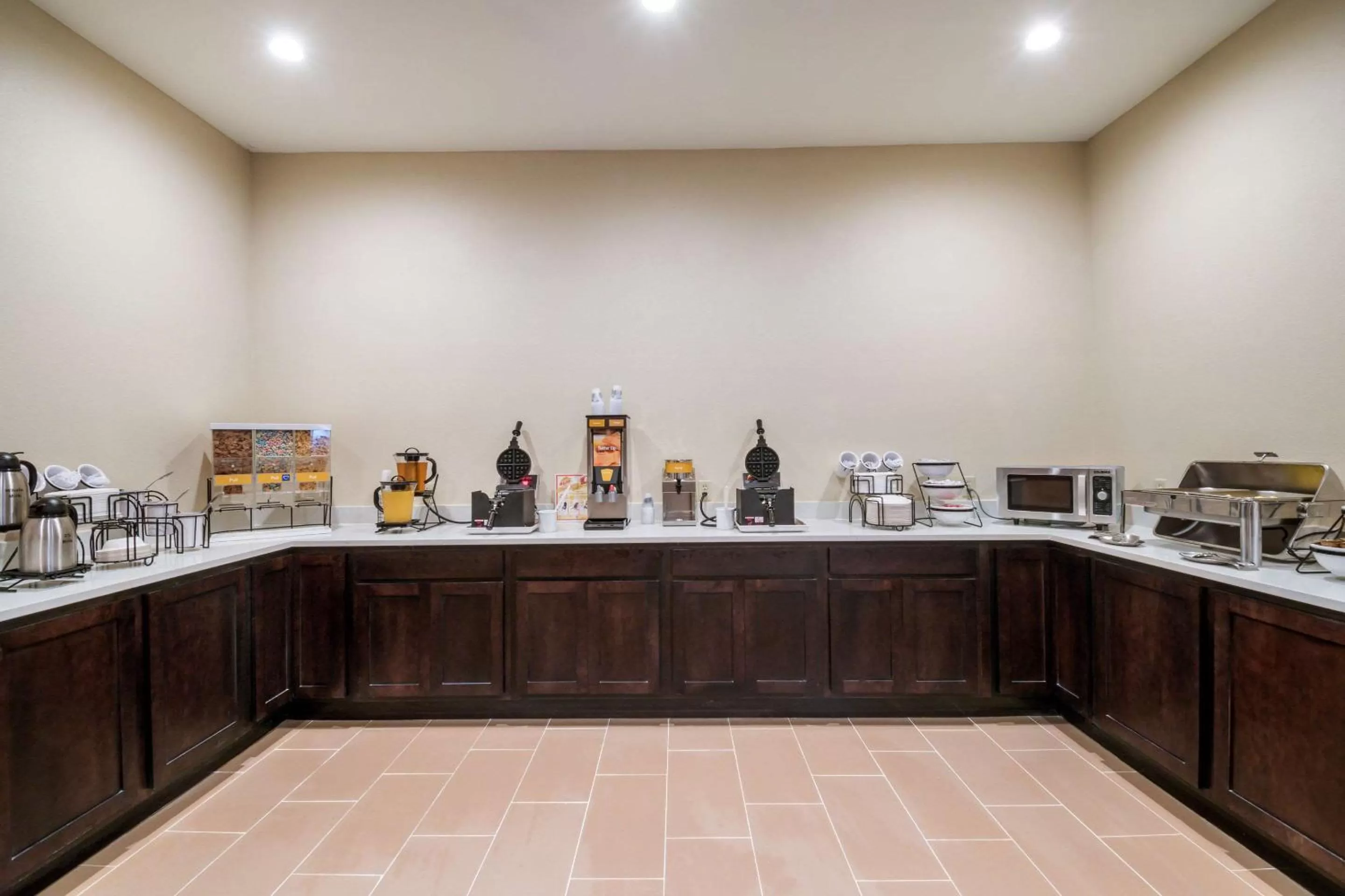 Restaurant/places to eat in Comfort Inn & Suites Harrisburg - Hershey West