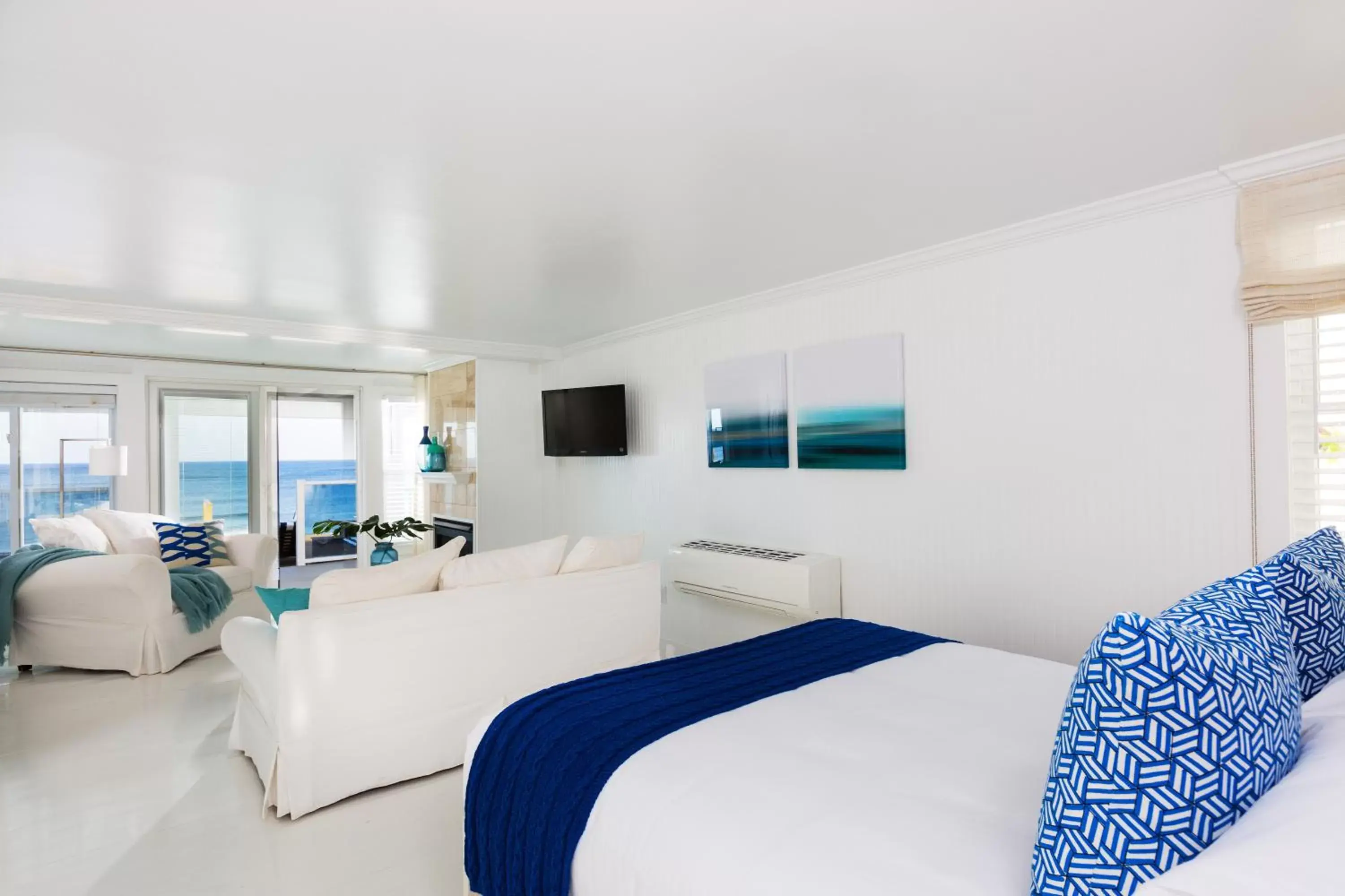 Bedroom in Blue - Inn on the Beach