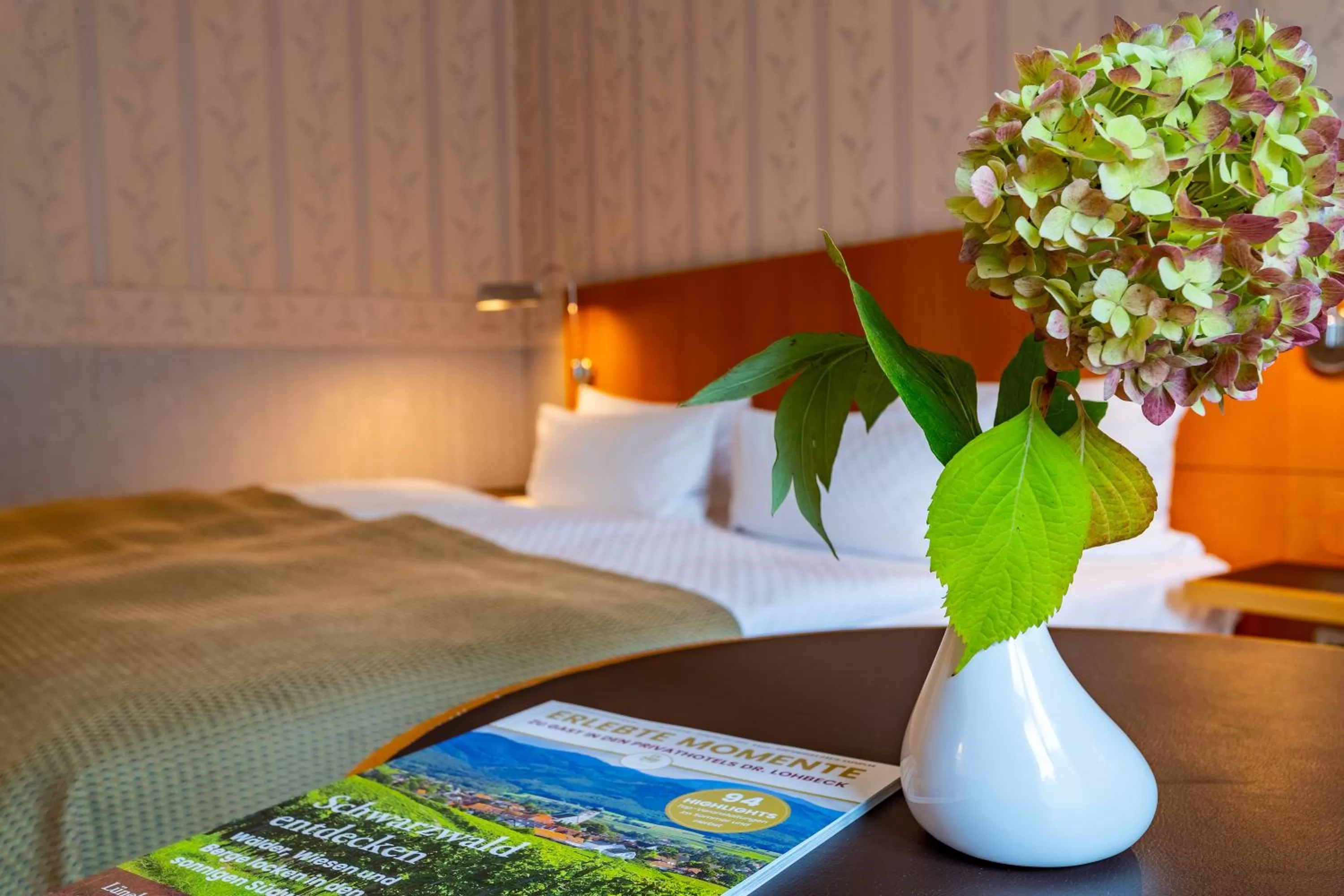Photo of the whole room, Bed in Parkhotel Görlitz