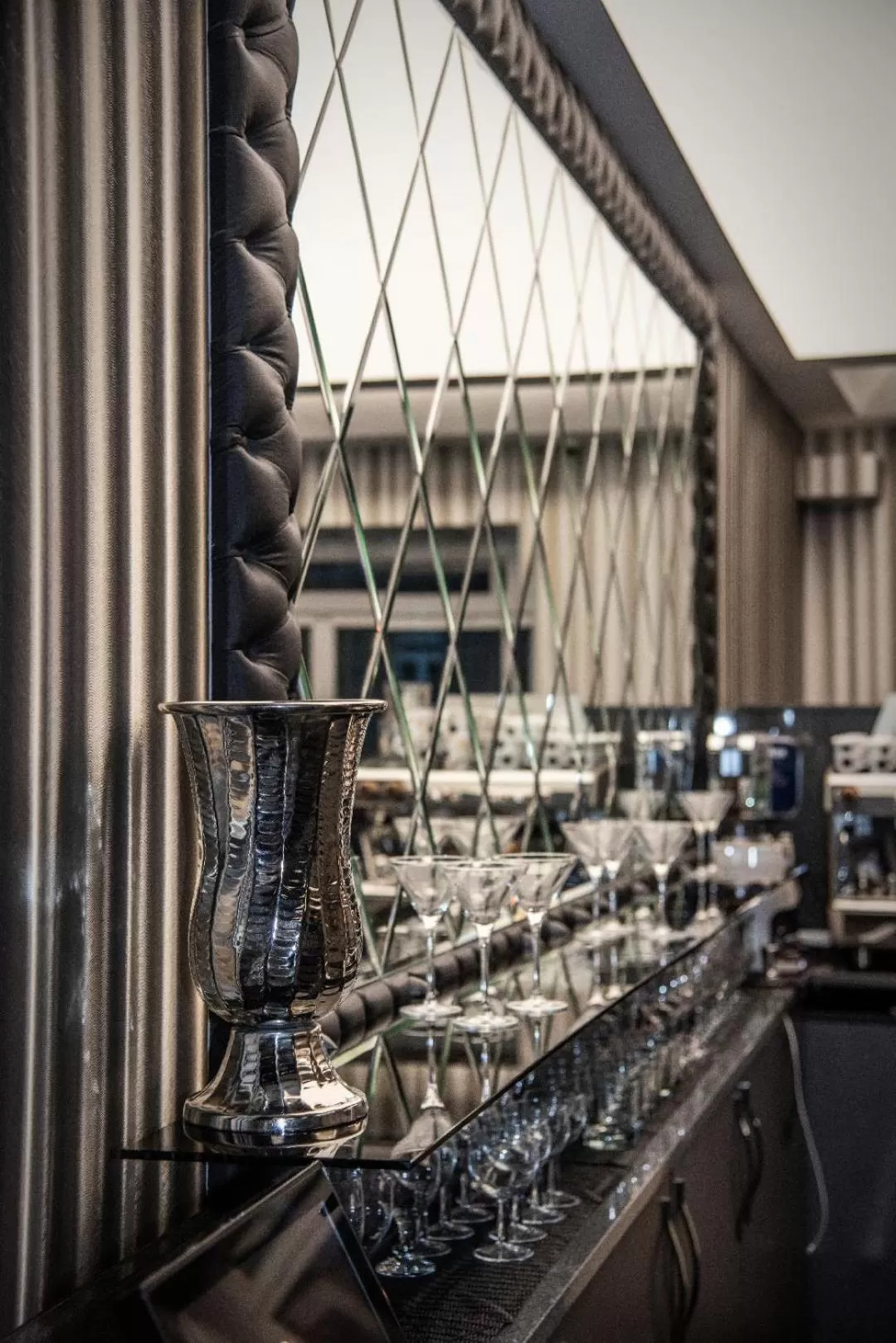 Lounge or bar in Hotel Royal