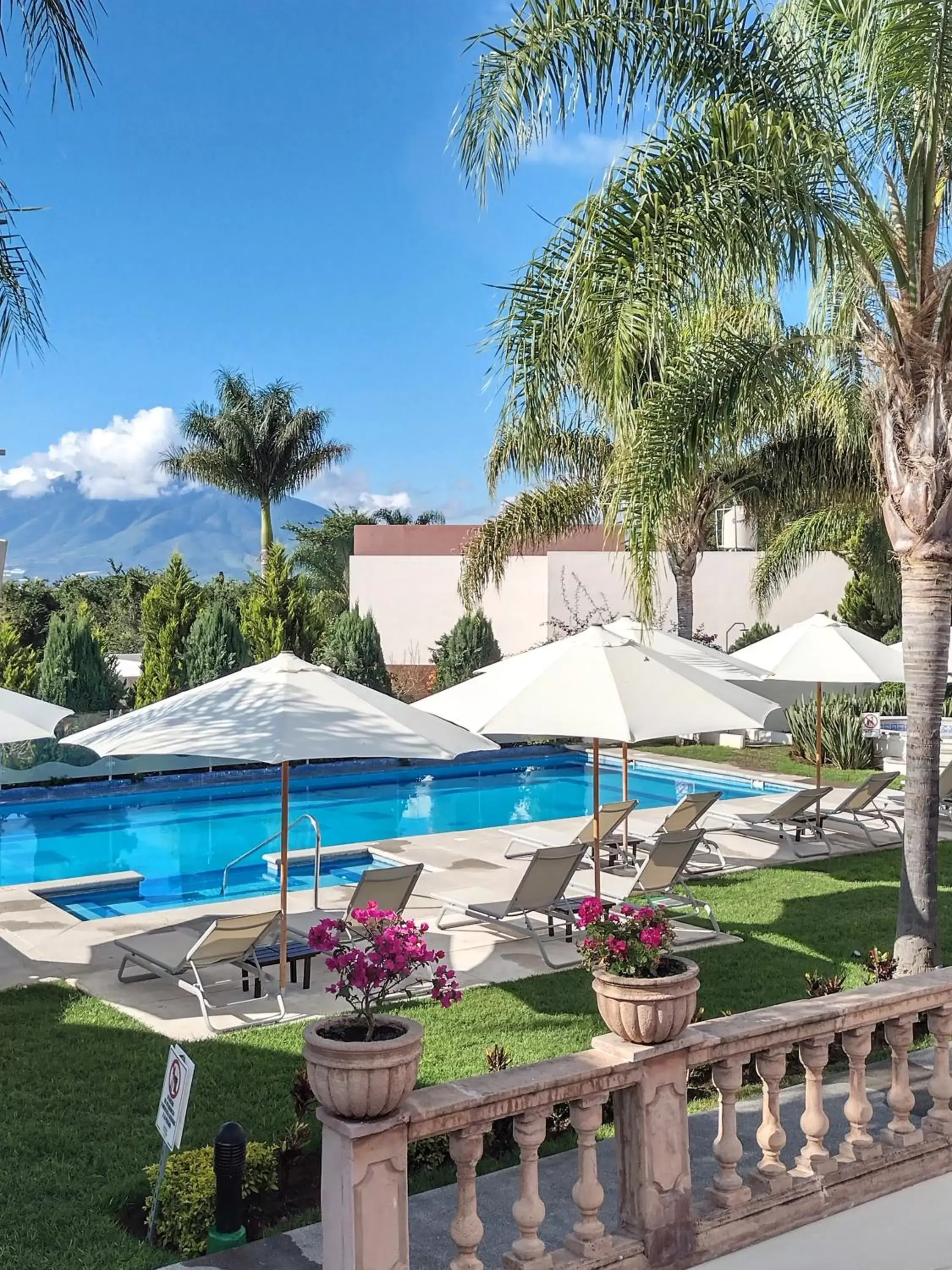 Swimming Pool in Hotel del Pescador