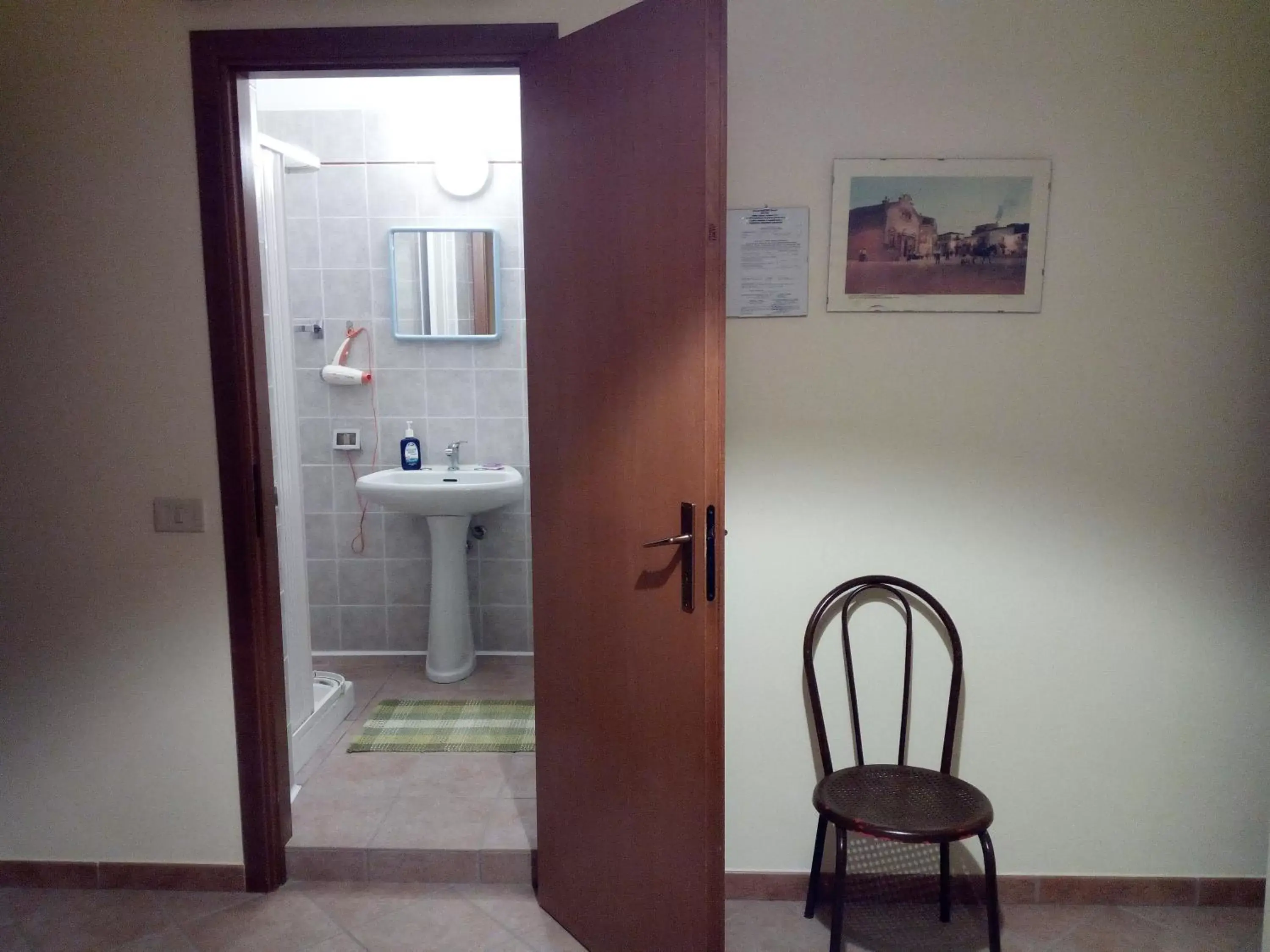 Bathroom in Albergo Ristorante Pizzeria Del Viale