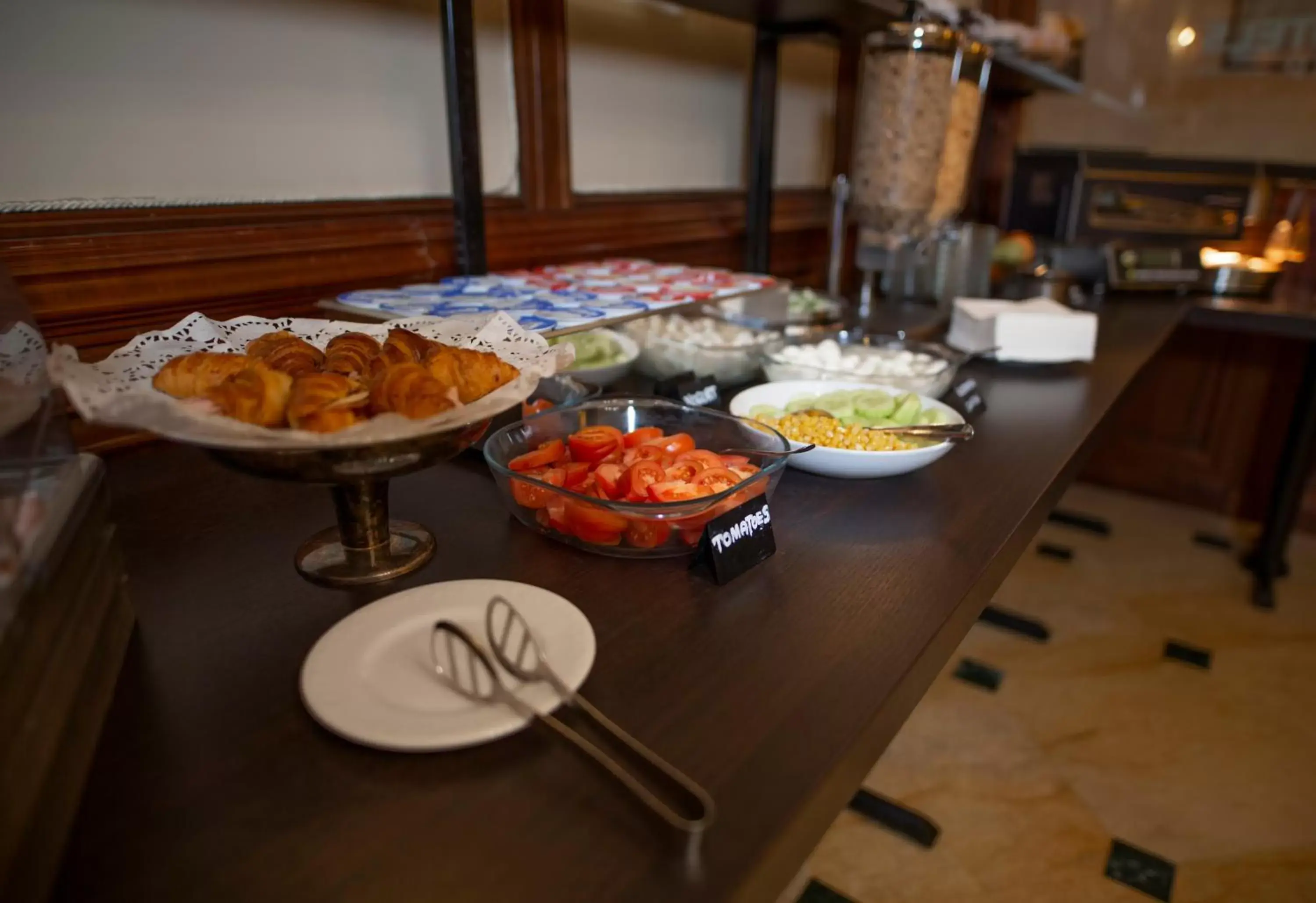 Buffet breakfast in LH Hotel Andreotti