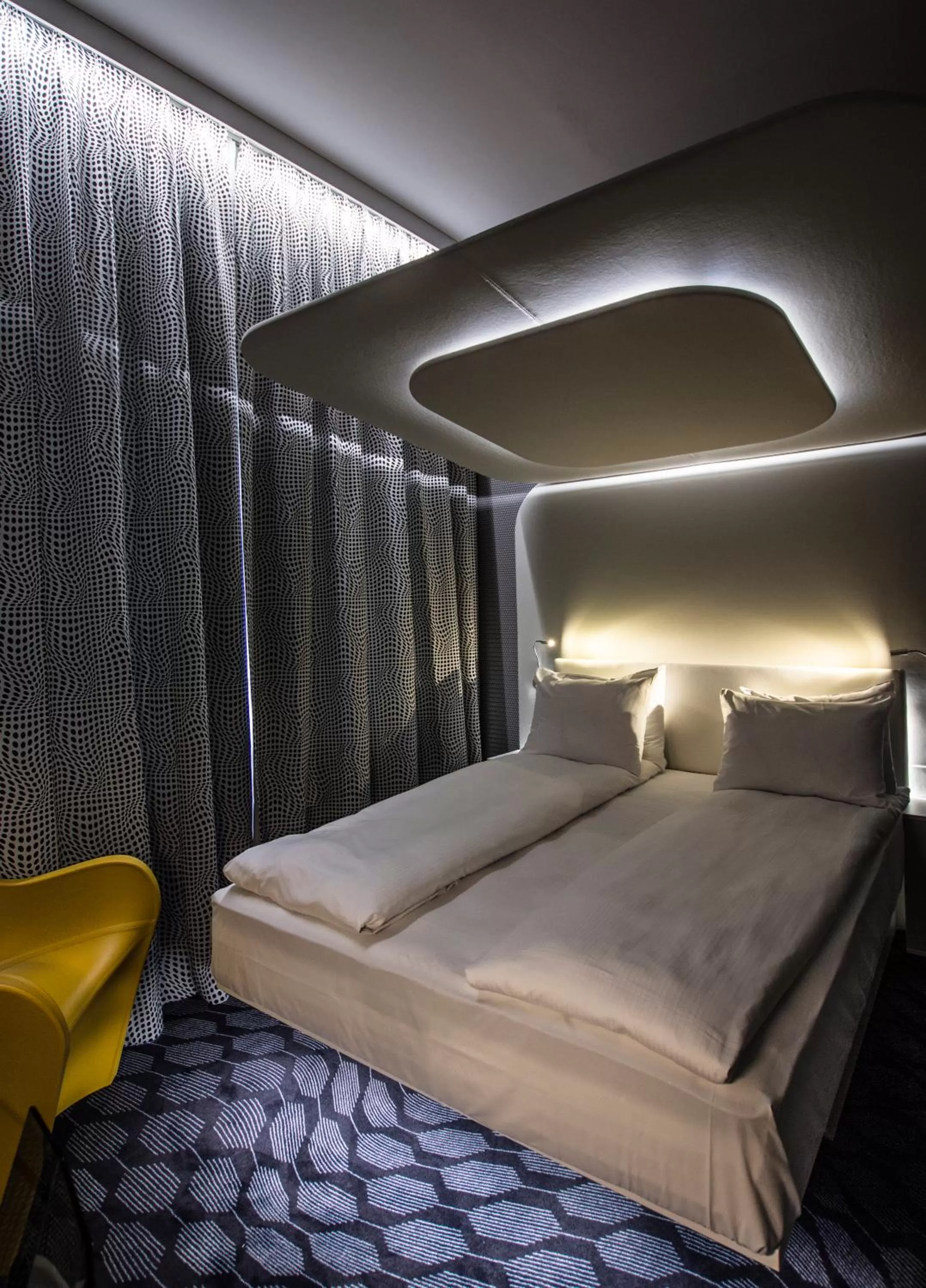 Photo of the whole room, Bed in Magic Hotel & Apartments Kløverhuset