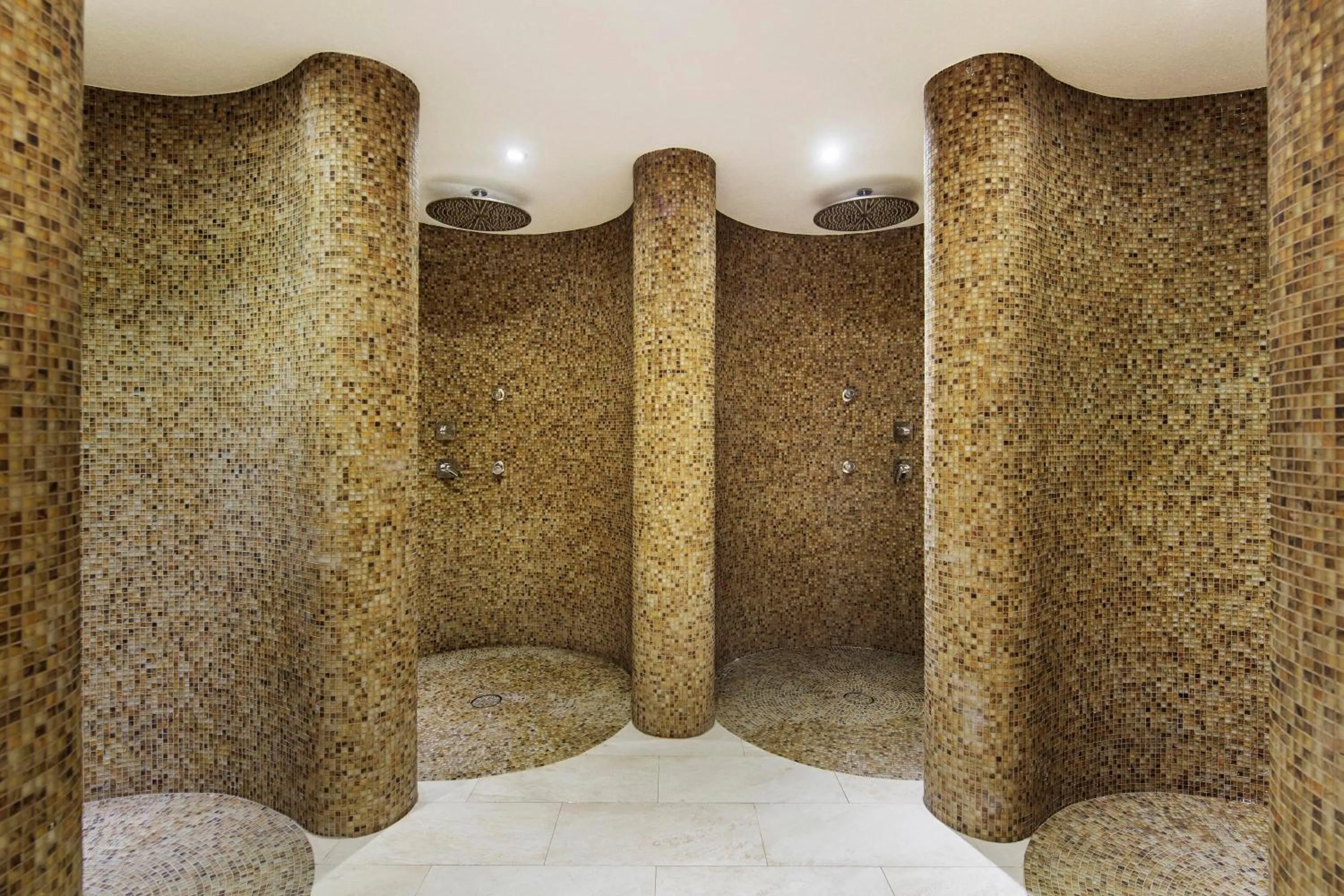 Spa and wellness centre/facilities in The Sense Deluxe