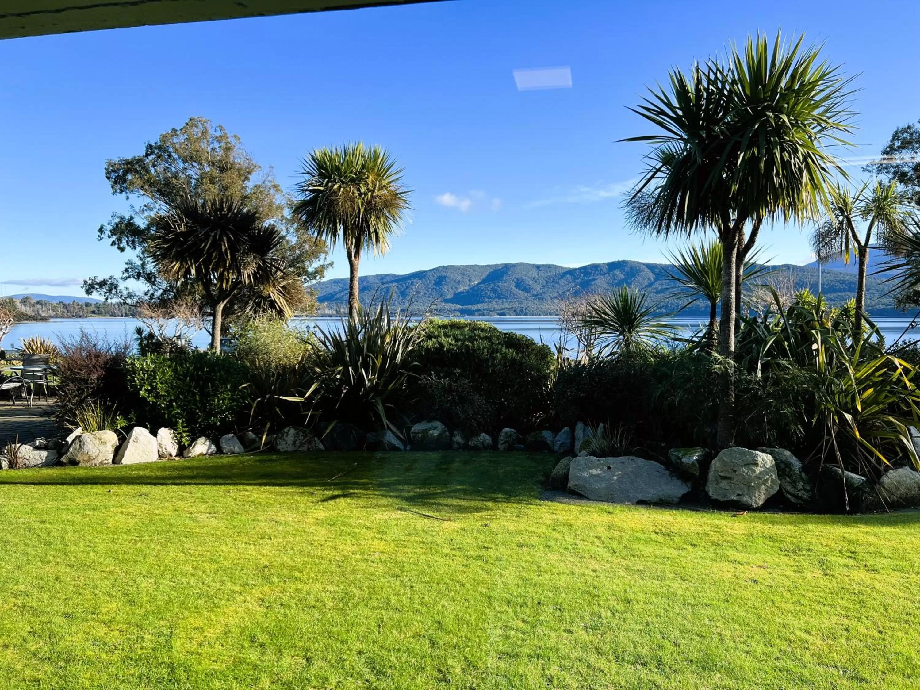Lake view in Fiordland Lakeview Motel and Apartments