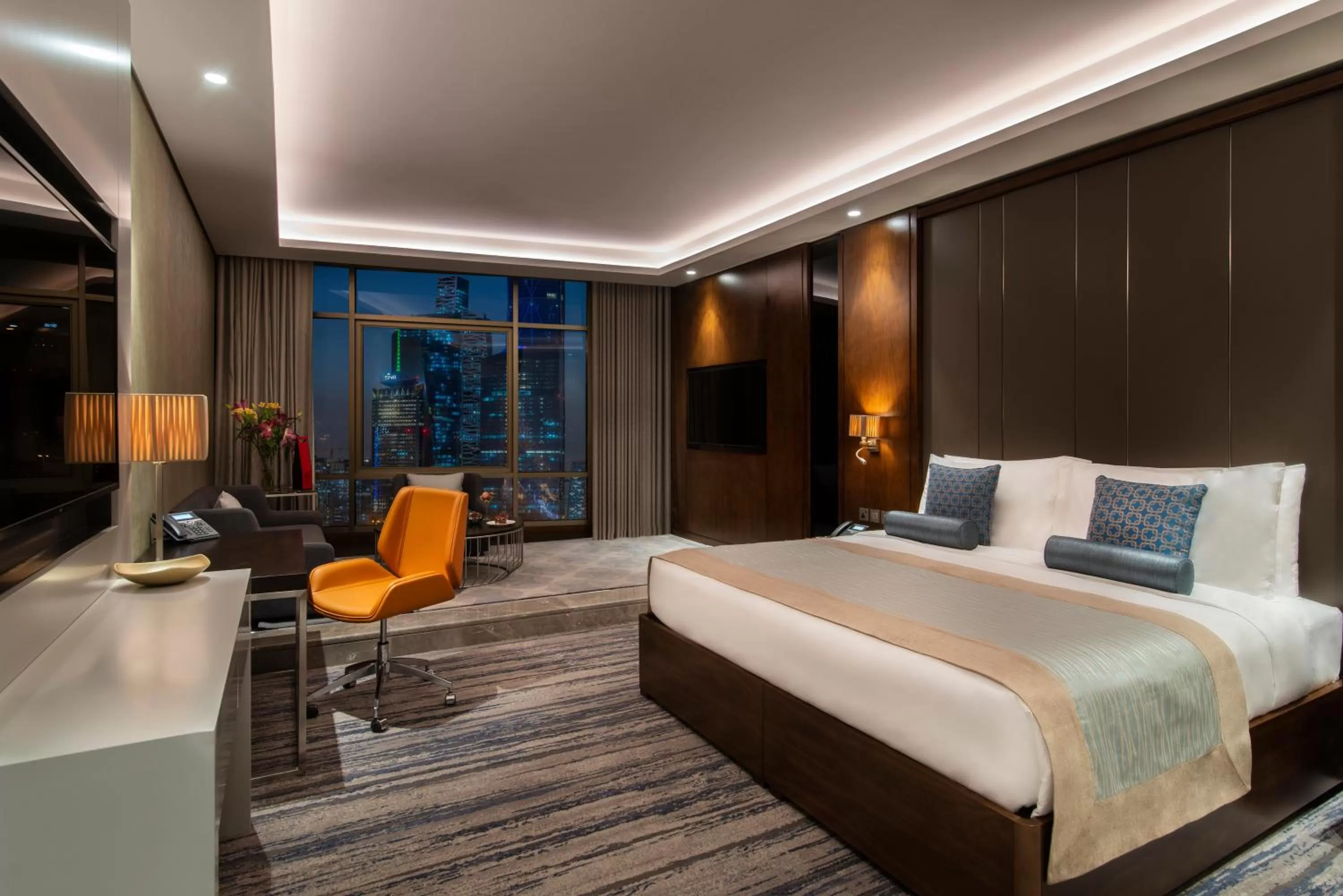 Photo of the whole room, Bed in Movenpick Hotel and Residences Riyadh