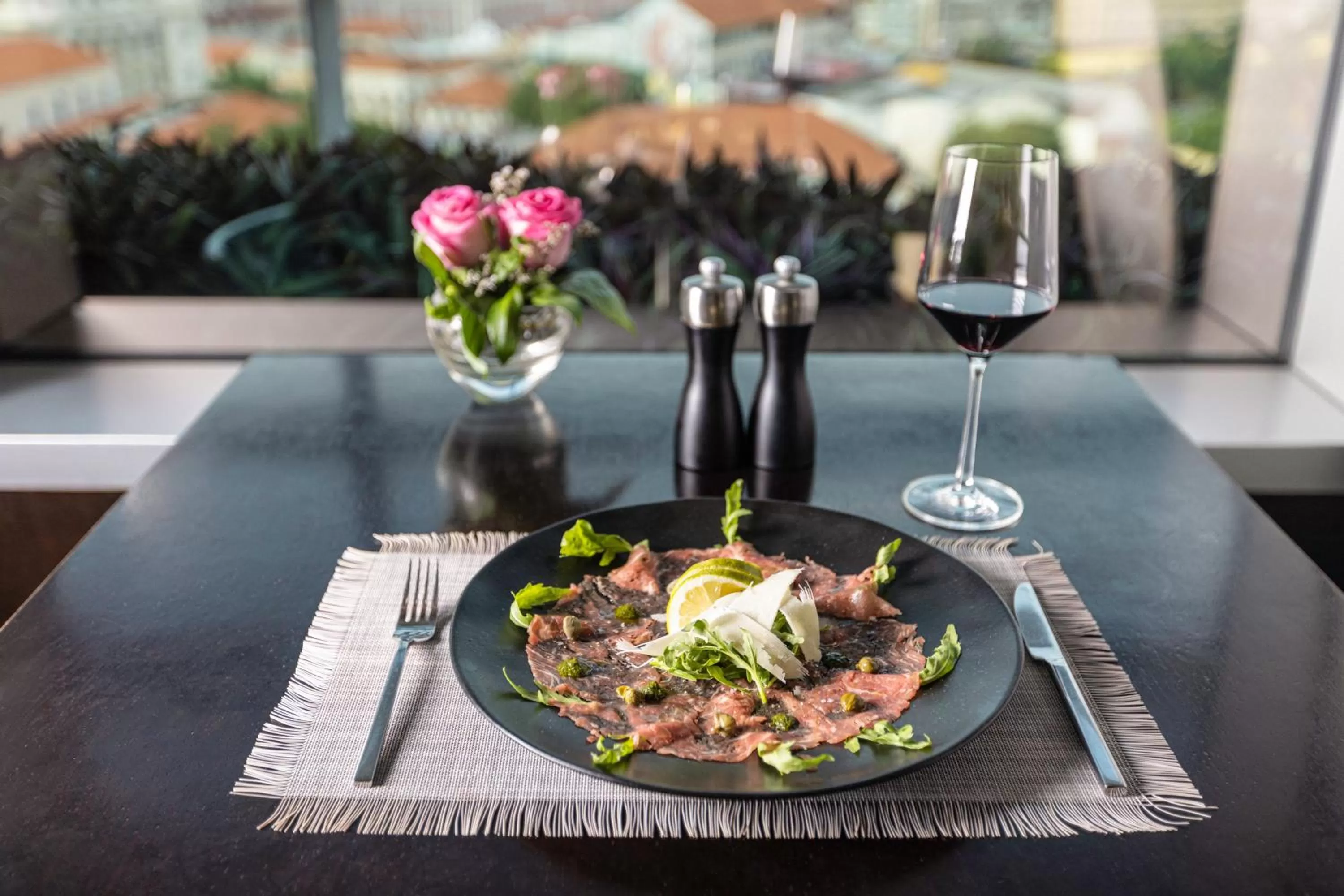 Restaurant/places to eat in EPIC SANA Luanda Hotel