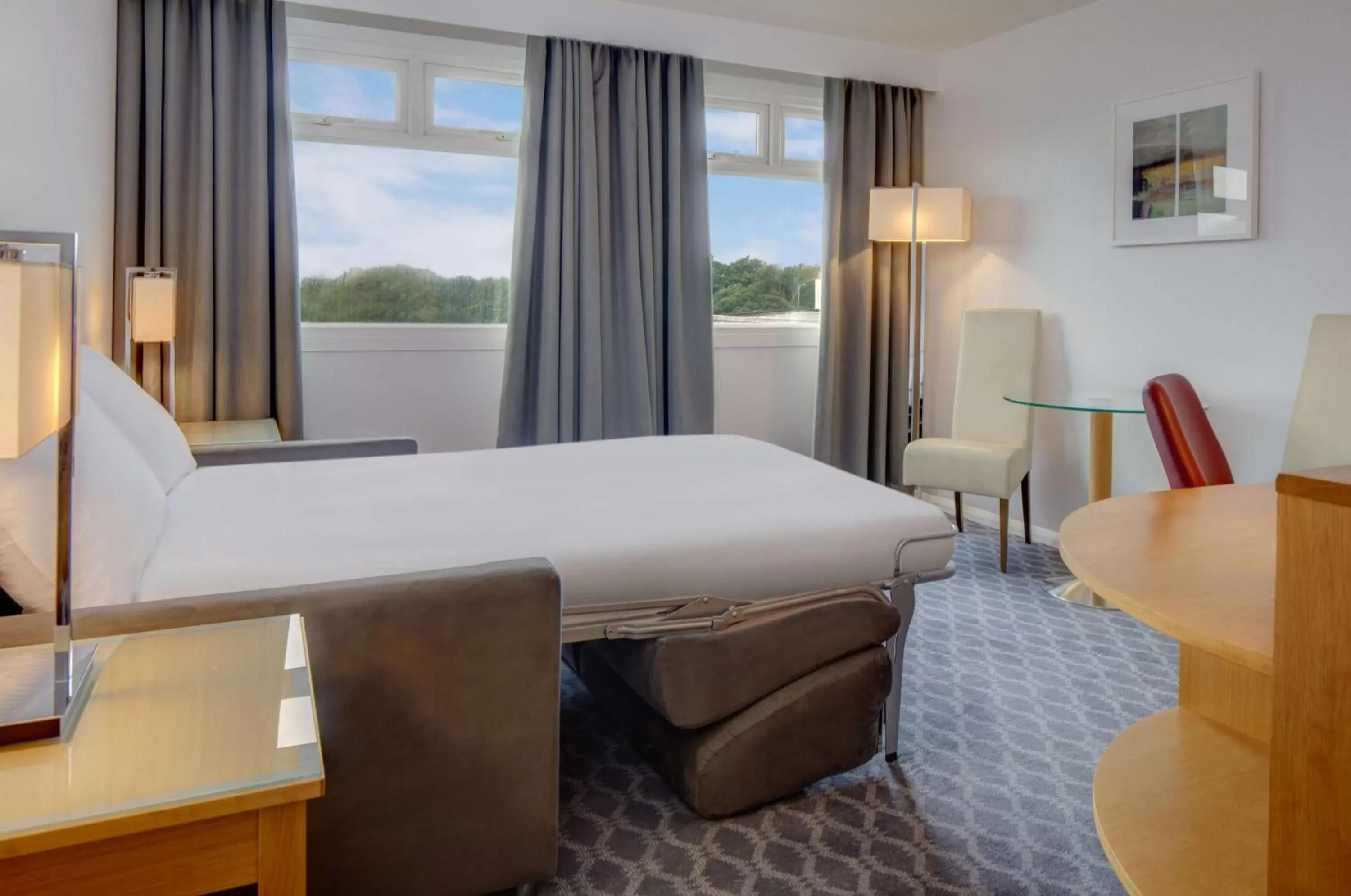 Bedroom in Hilton London Watford