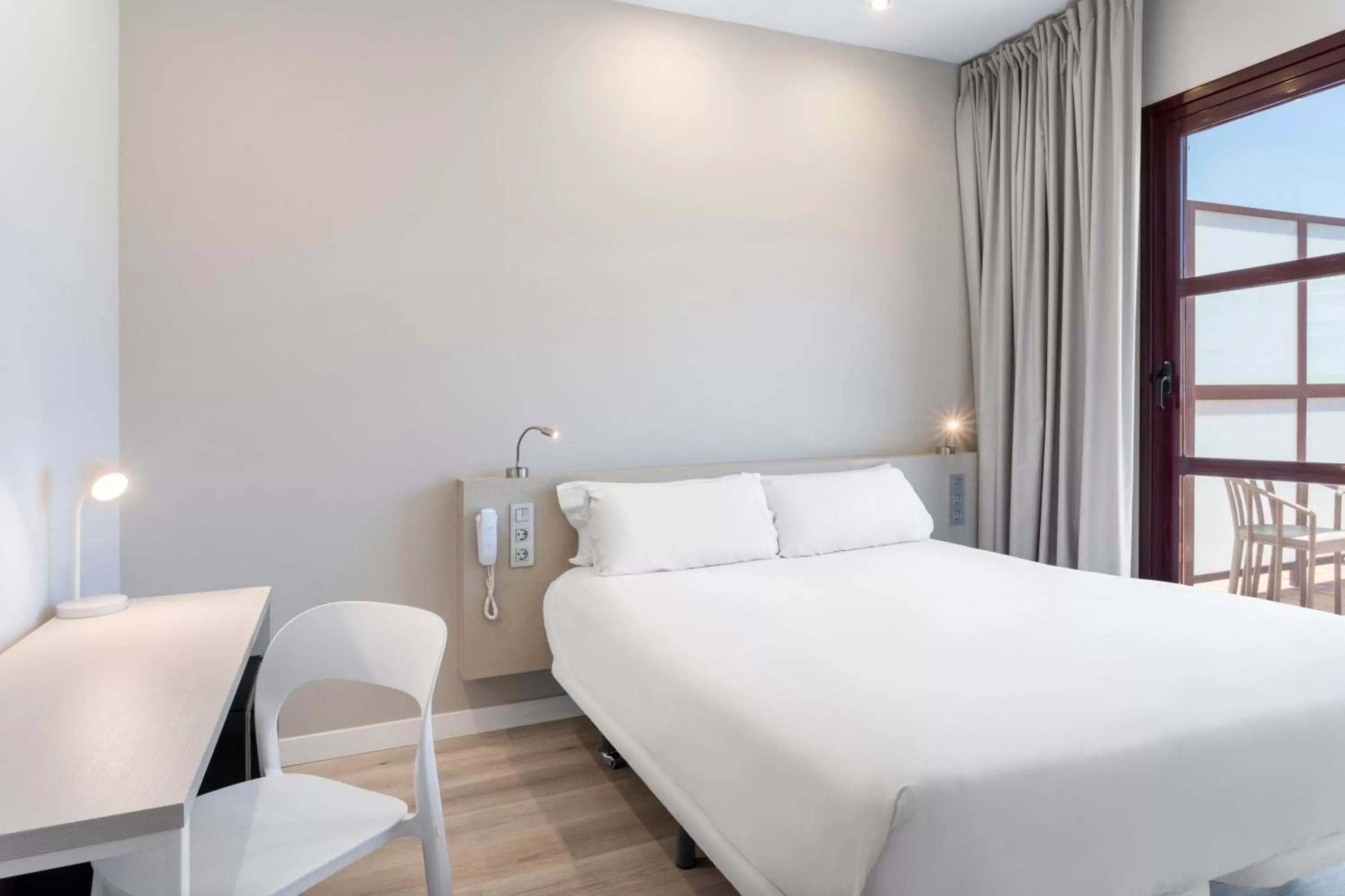 Bed in B&B HOTEL Madrid Fuenlabrada