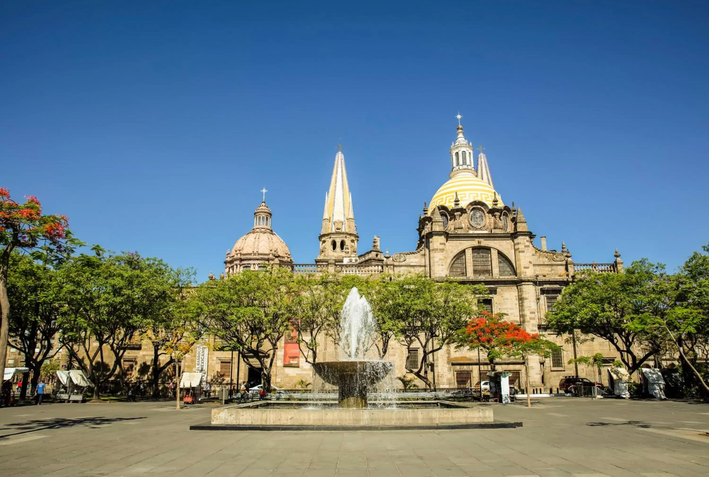 Property building in Gamma Guadalajara Centro Historico