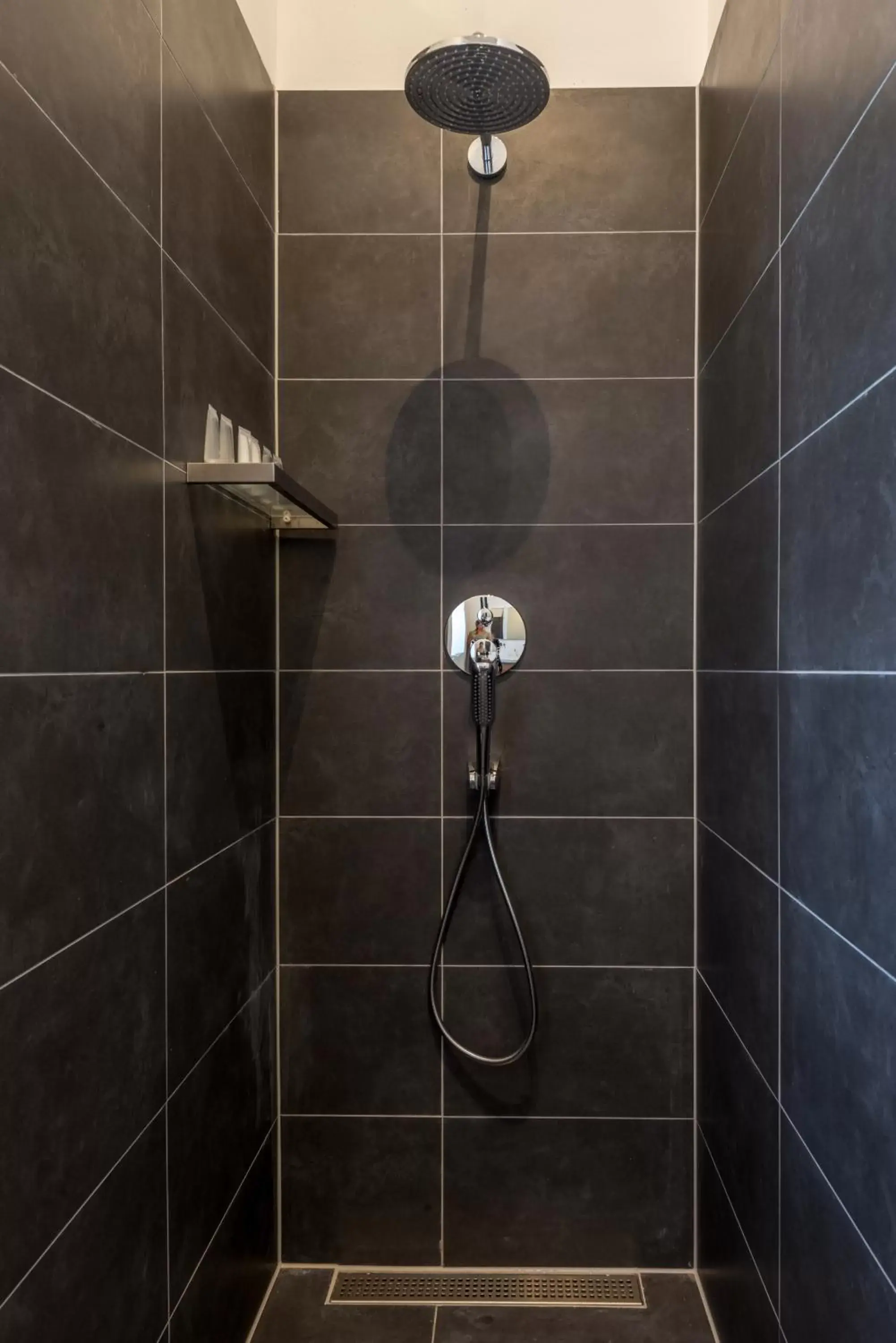 Bathroom in Scuba Lodge & Suites