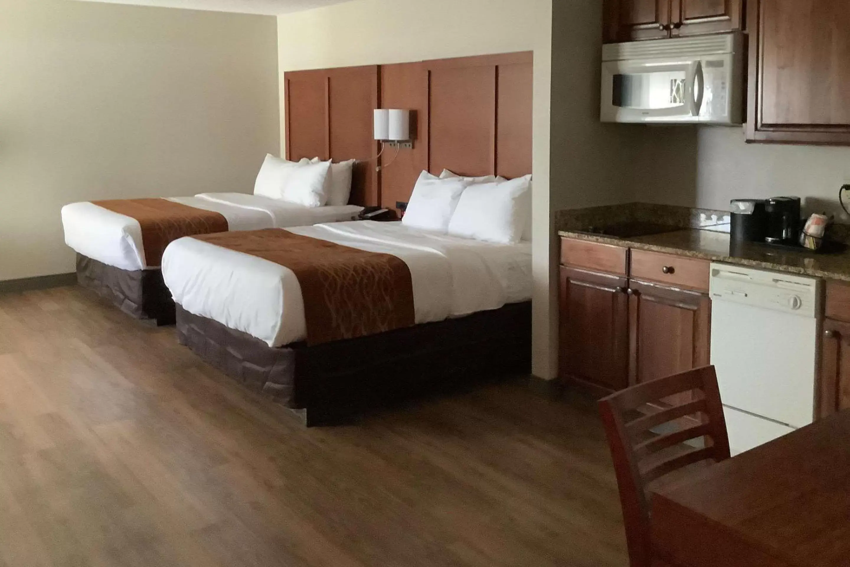 Efficiency Queen Suite with Two Queen Beds - Non-Smoking in Comfort Inn & Suites