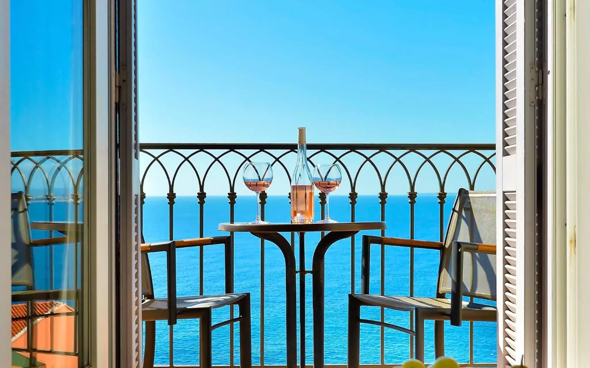 Sea view, Balcony/Terrace in Hôtel La Pérouse Nice Baie des Anges - Recently fully renovated