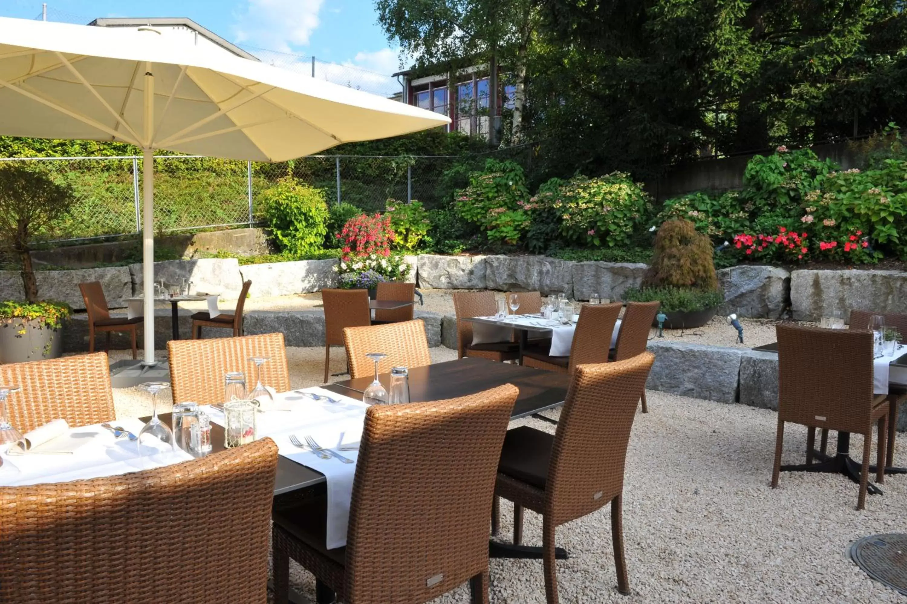 Garden, Restaurant/Places to Eat in Hotel Krone