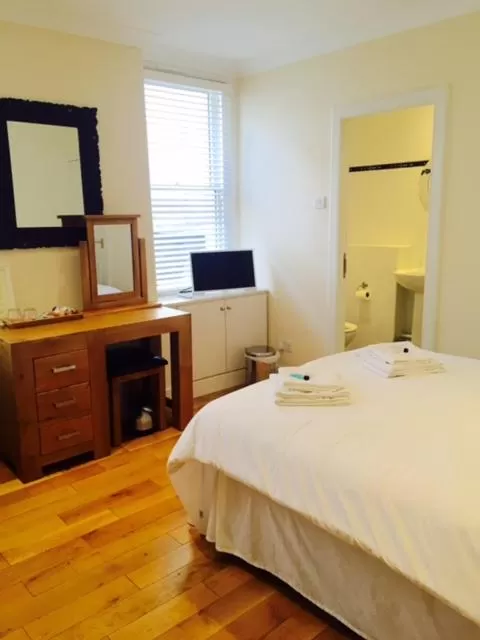 Bed in The Crown Hotel